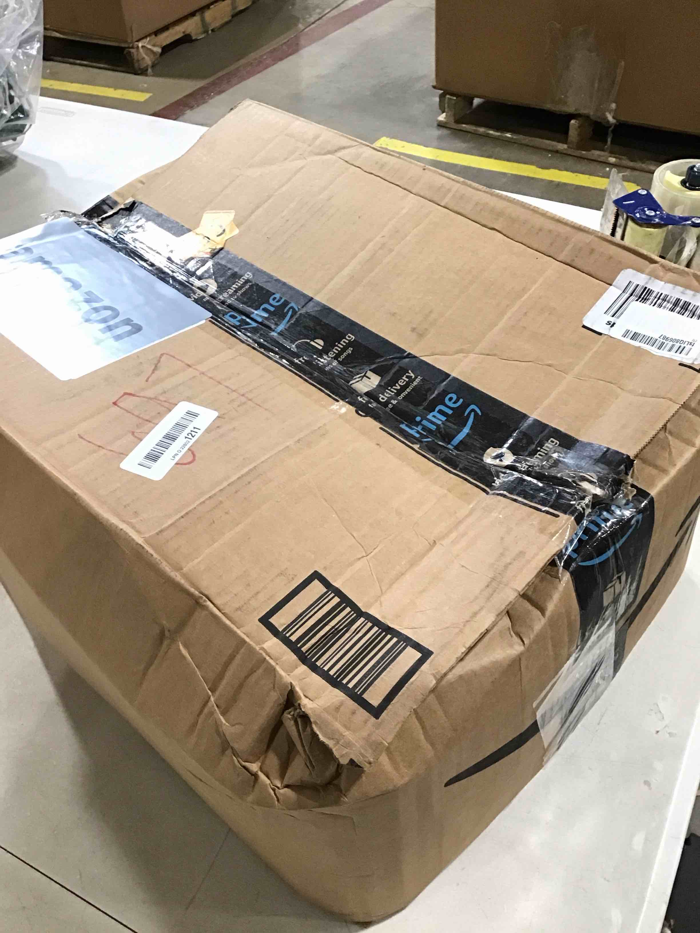 https://s3.amazonaws.com/lotting-images-prod/bidfta/PPE0400806_1732120571530.jpeg