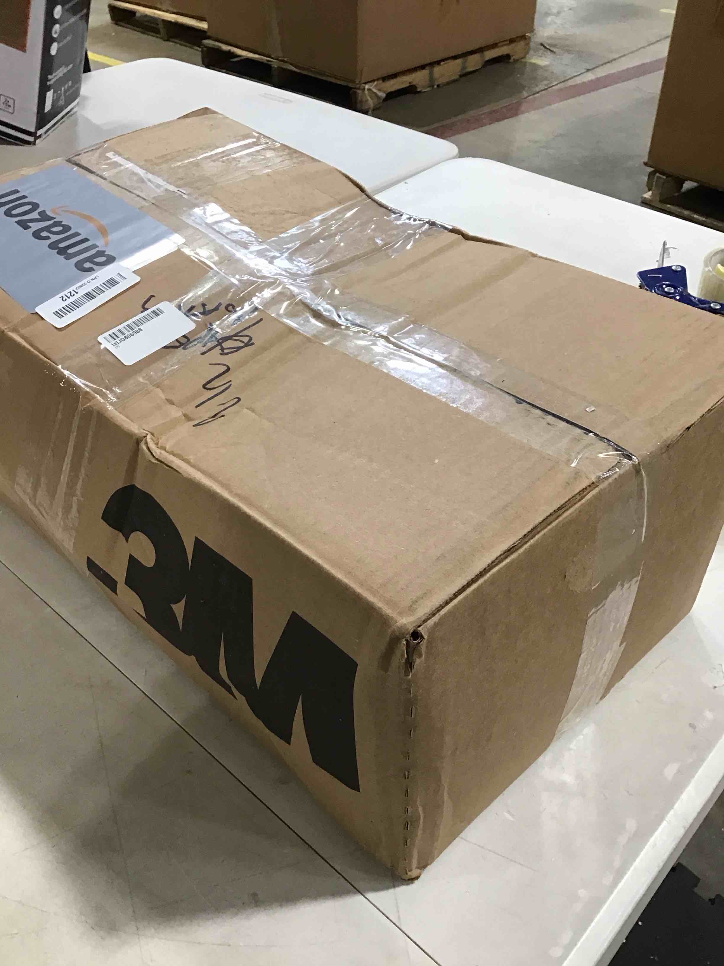 https://s3.amazonaws.com/lotting-images-prod/bidfta/PPE0400808_1732120105100.jpeg
