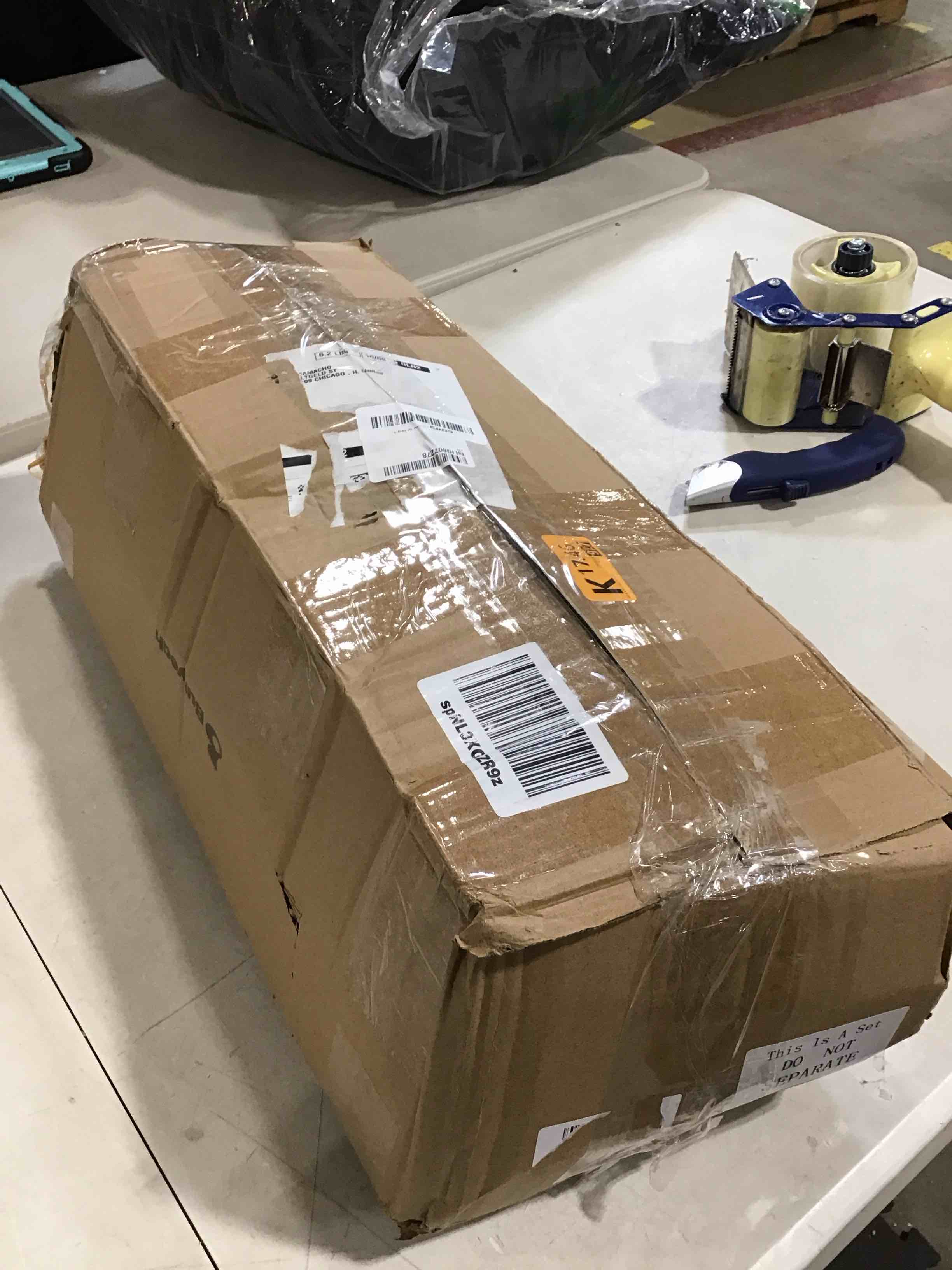https://s3.amazonaws.com/lotting-images-prod/bidfta/PPE0400812_1732119391207.jpeg