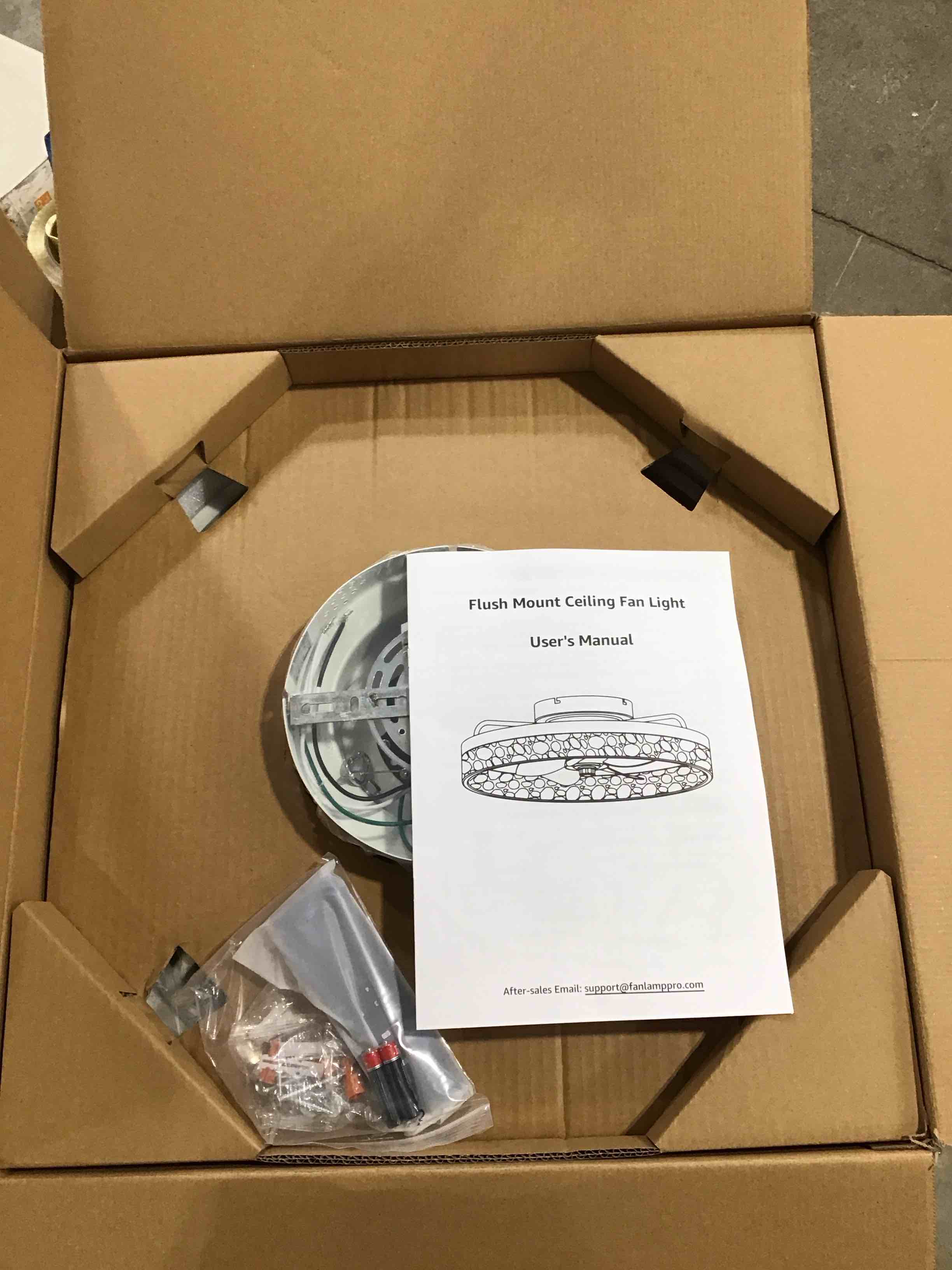 https://s3.amazonaws.com/lotting-images-prod/bidfta/PPE0401465_1731428845275.jpeg