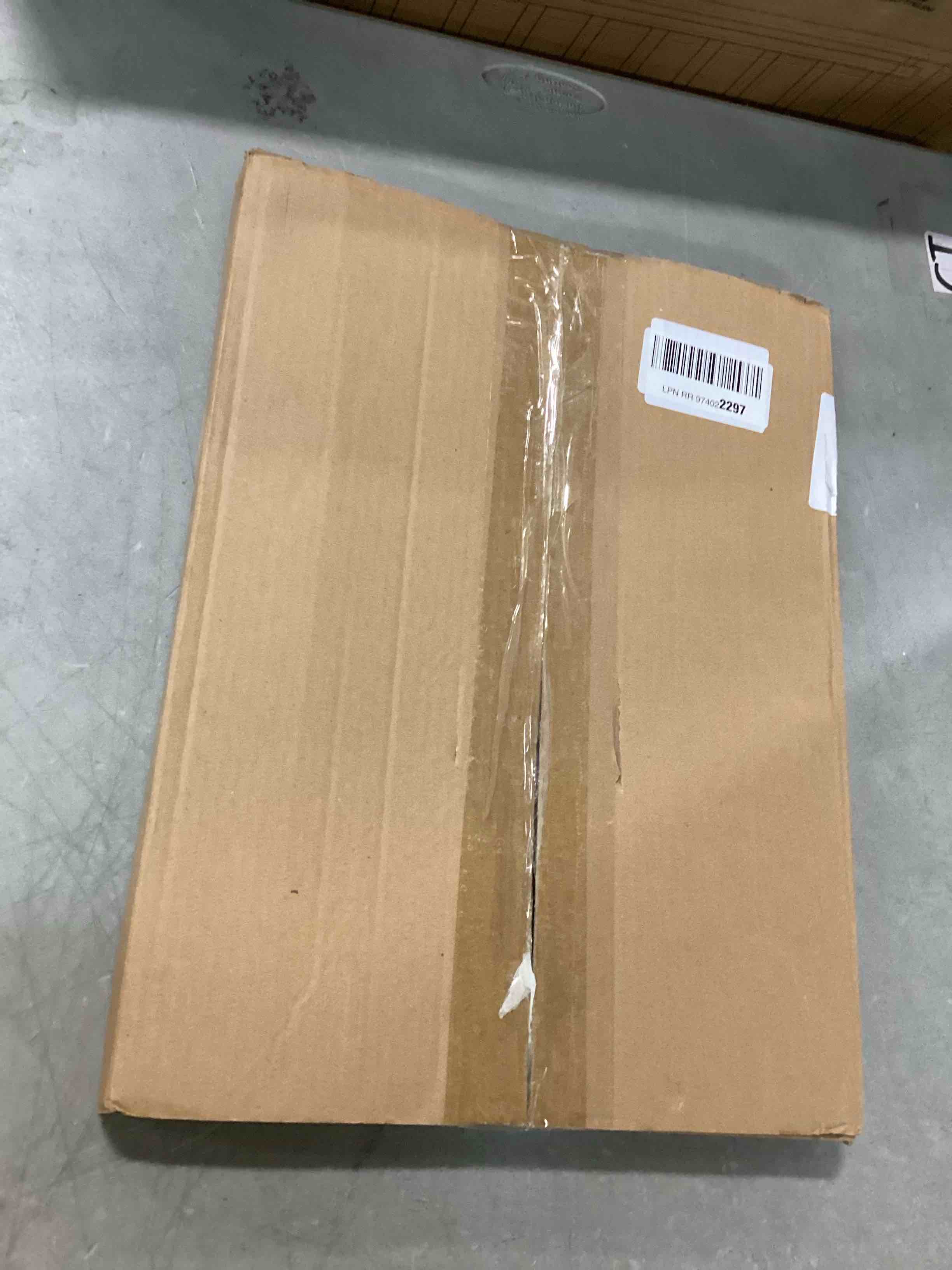 https://s3.amazonaws.com/lotting-images-prod/bidfta/PPE0402787_1729513390863.jpeg