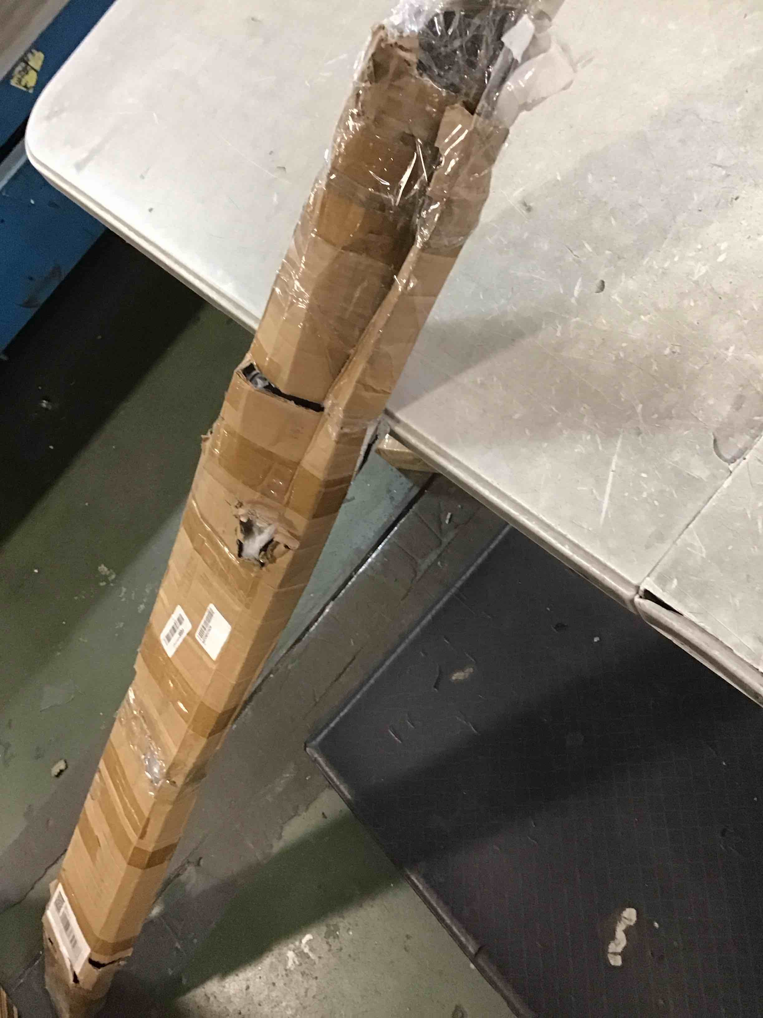 https://s3.amazonaws.com/lotting-images-prod/bidfta/PPE0402818_1729276538424.jpeg