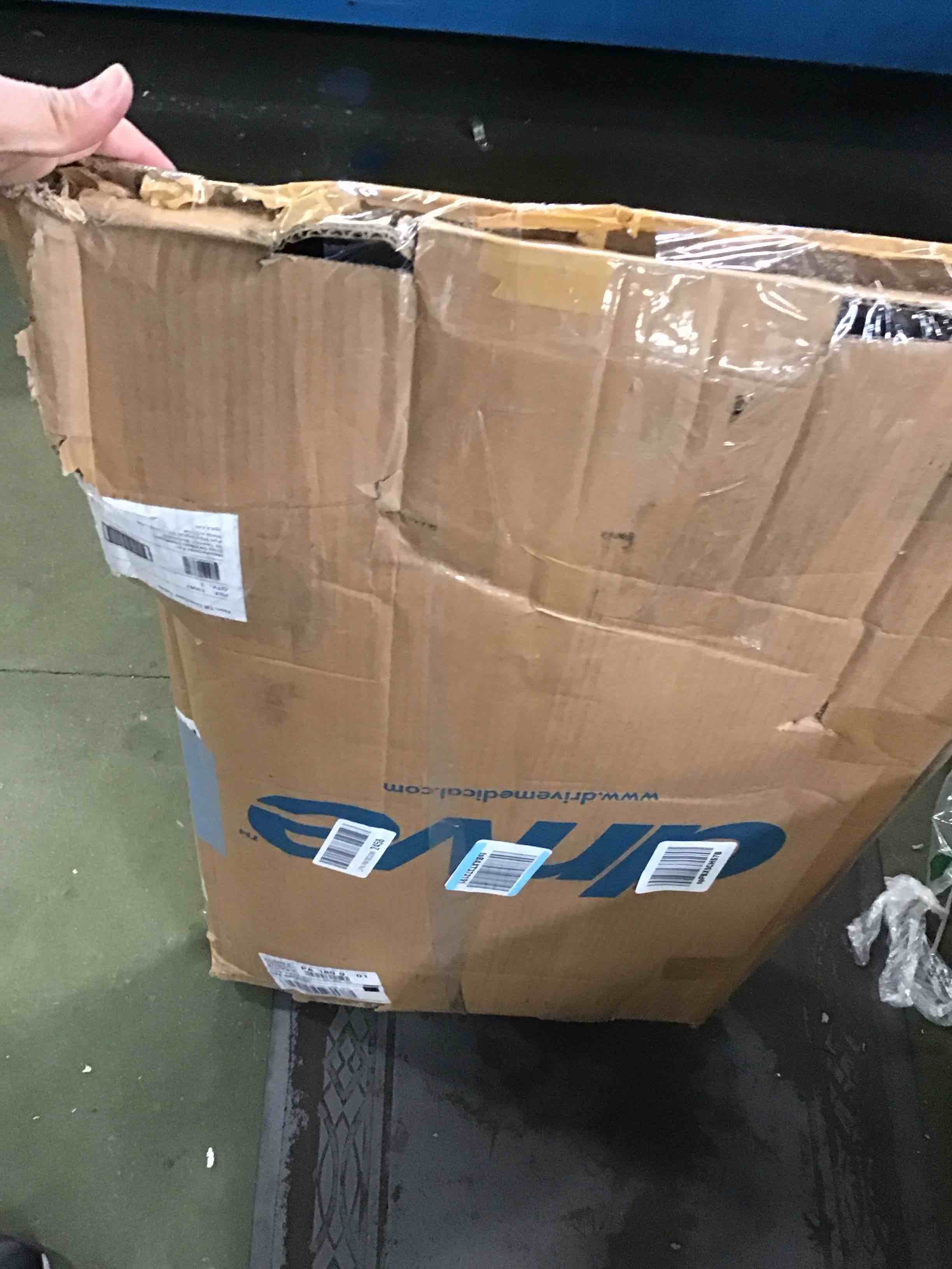 https://s3.amazonaws.com/lotting-images-prod/bidfta/PPE0403324_1729088420504.jpeg