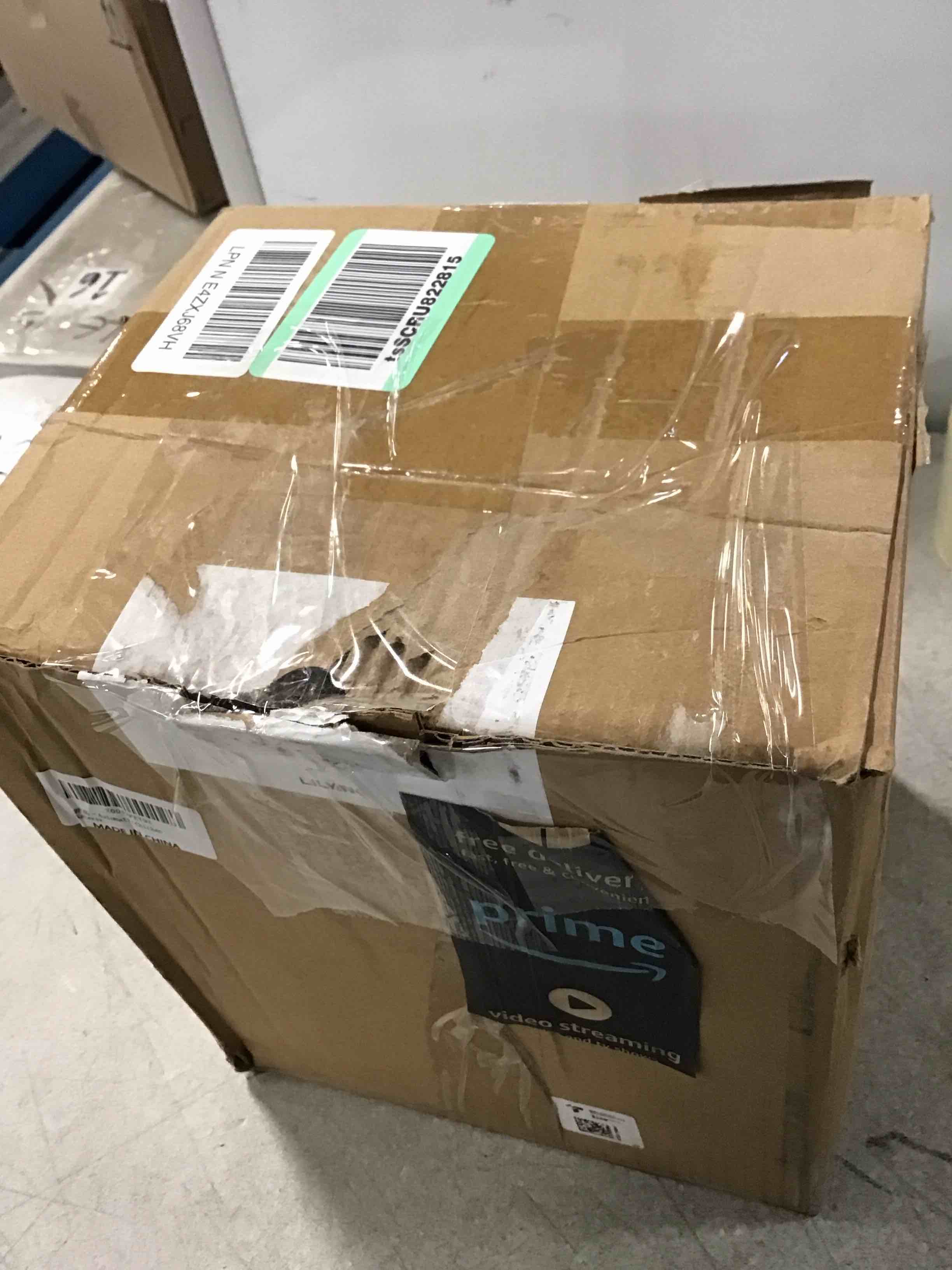 https://s3.amazonaws.com/lotting-images-prod/bidfta/PPE0403386_1729081700312.jpeg