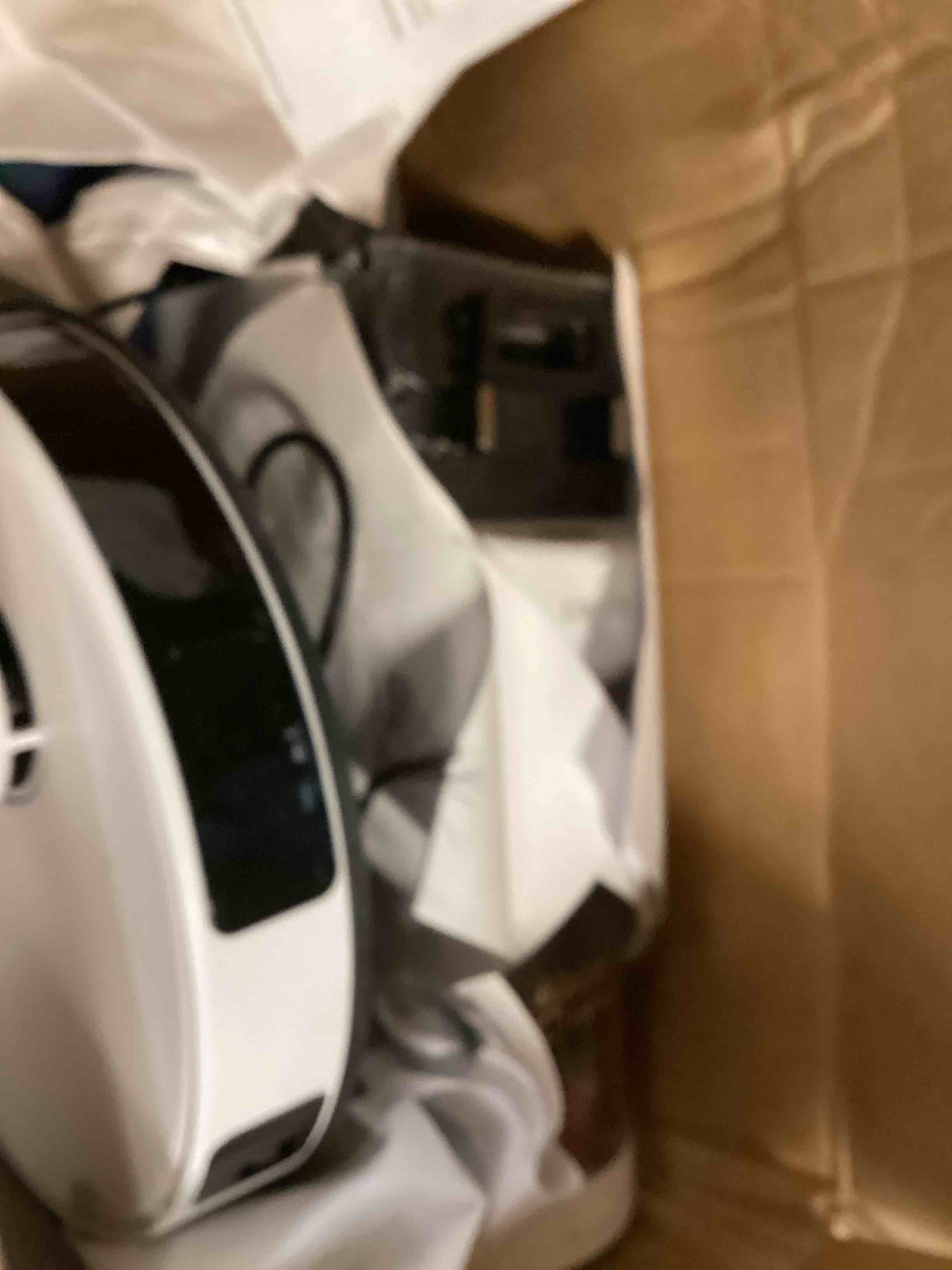 https://s3.amazonaws.com/lotting-images-prod/bidfta/PPE0403447_1729009293694.jpeg