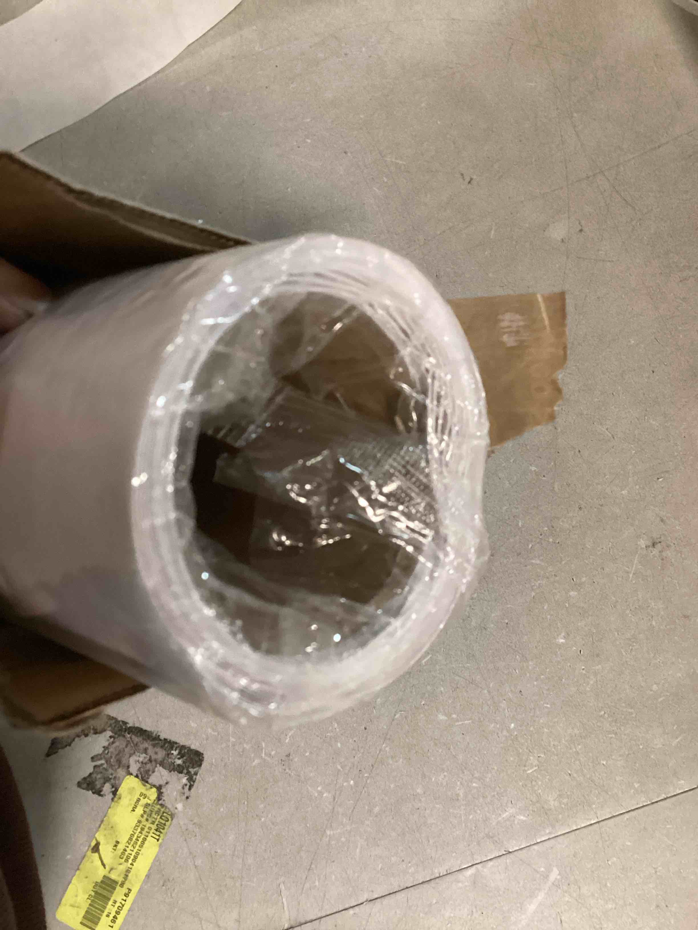 https://s3.amazonaws.com/lotting-images-prod/bidfta/PPE0403565_1728996976904.jpeg