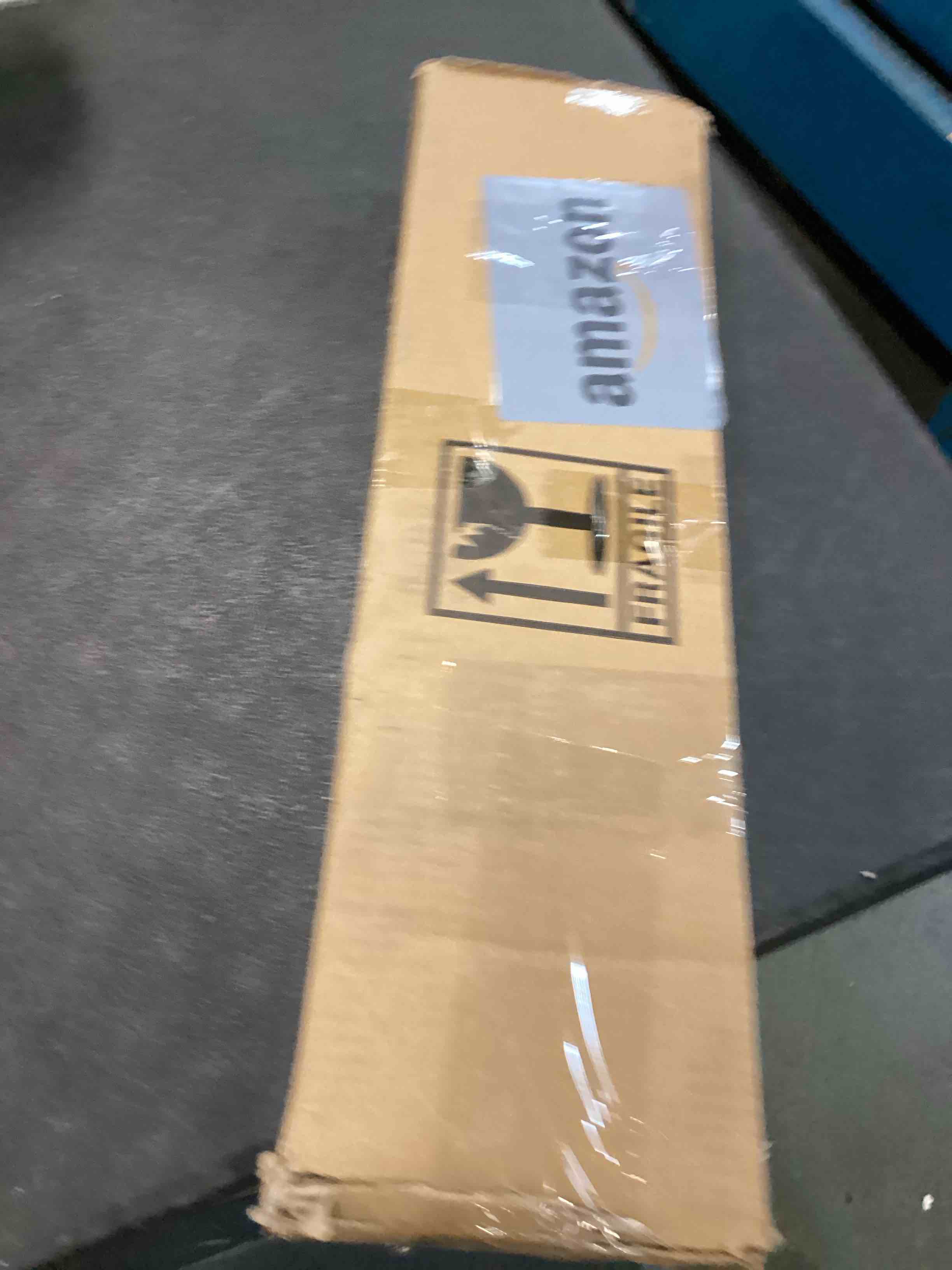 https://s3.amazonaws.com/lotting-images-prod/bidfta/PPE0404039_1729728356590.jpeg