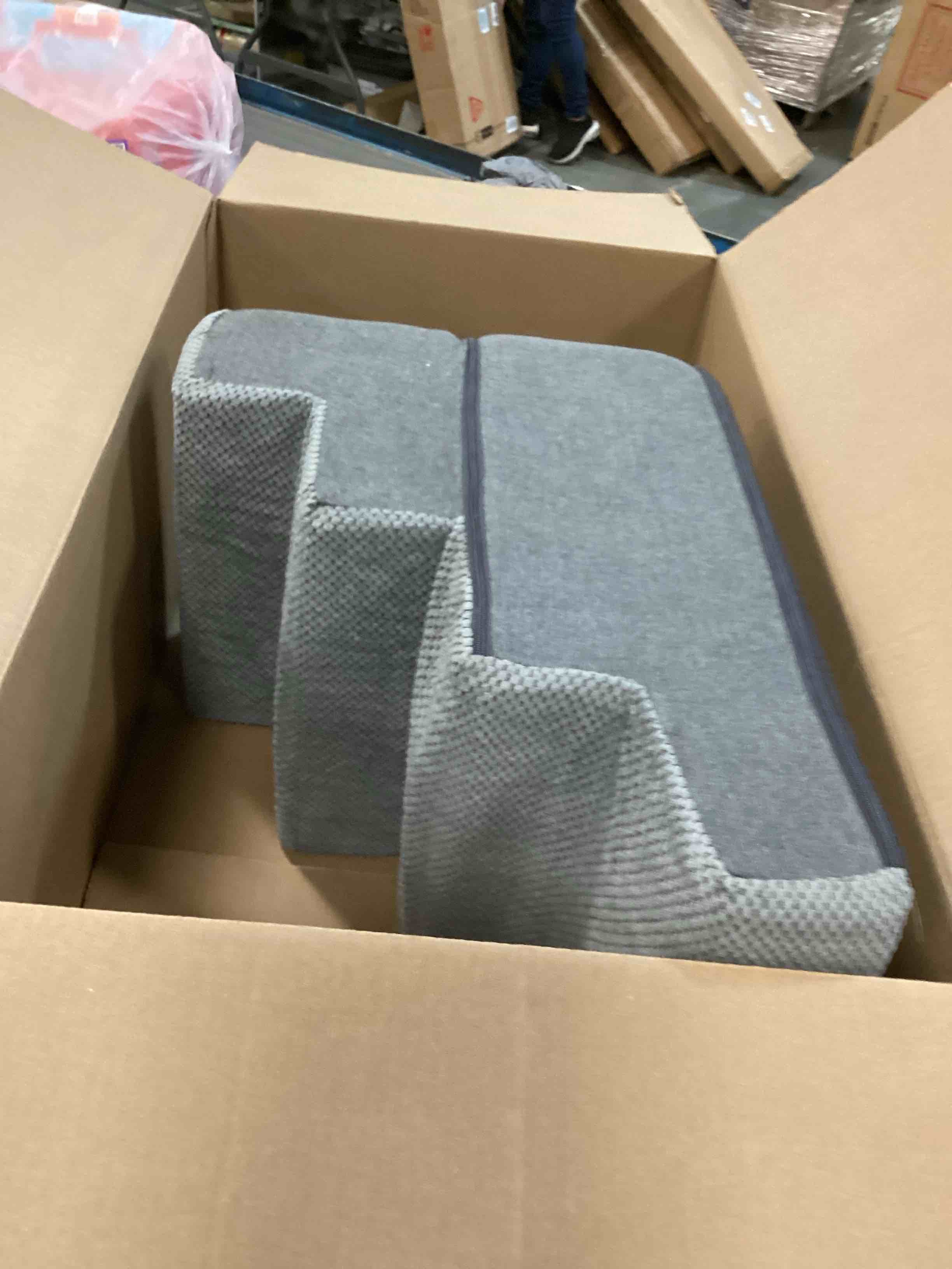 https://s3.amazonaws.com/lotting-images-prod/bidfta/PPE0404522_1729554025491.jpeg