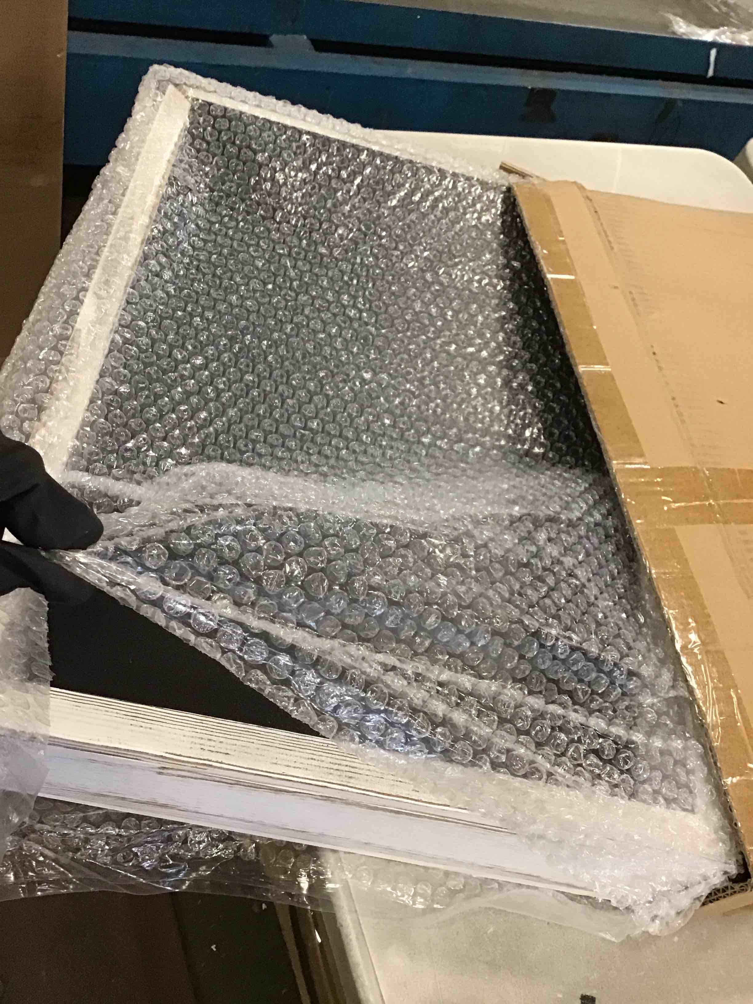 https://s3.amazonaws.com/lotting-images-prod/bidfta/PPE0404711_1729272732535.jpeg