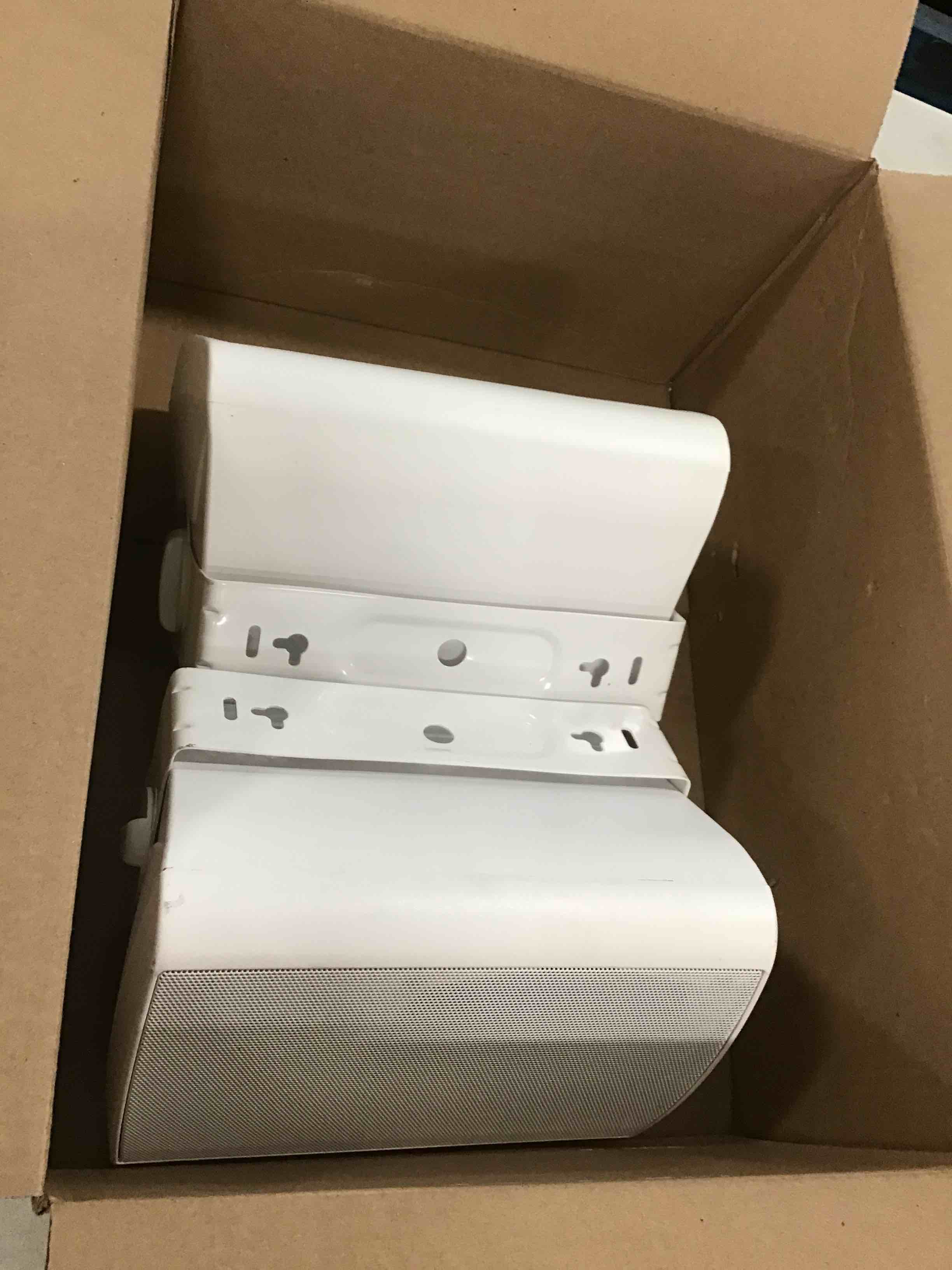 https://s3.amazonaws.com/lotting-images-prod/bidfta/PPE0404804_1729255701558.jpeg