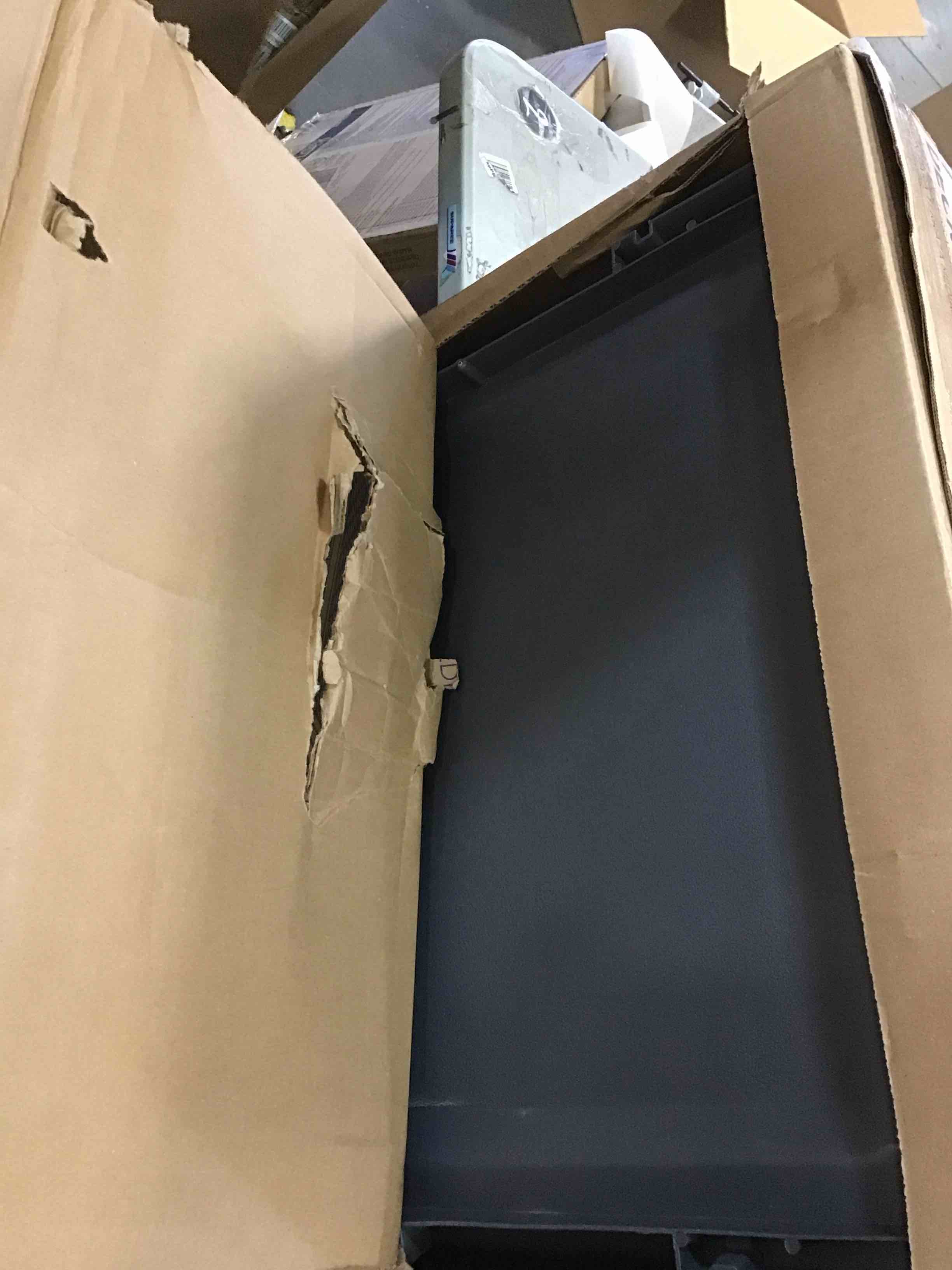 https://s3.amazonaws.com/lotting-images-prod/bidfta/PPE0404886_1729191171995.jpeg