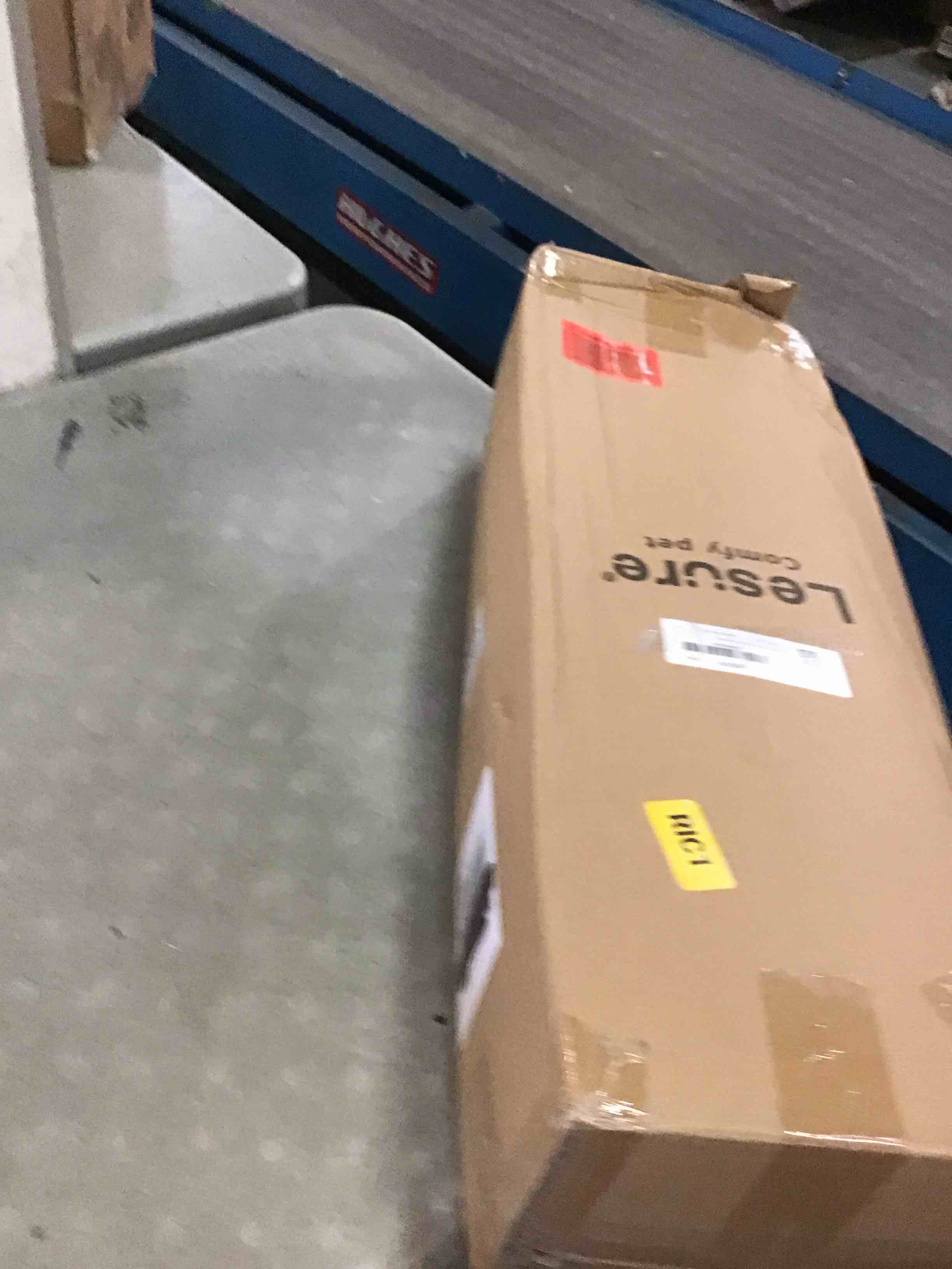 https://s3.amazonaws.com/lotting-images-prod/bidfta/PPE0404974_1729179665495.jpeg
