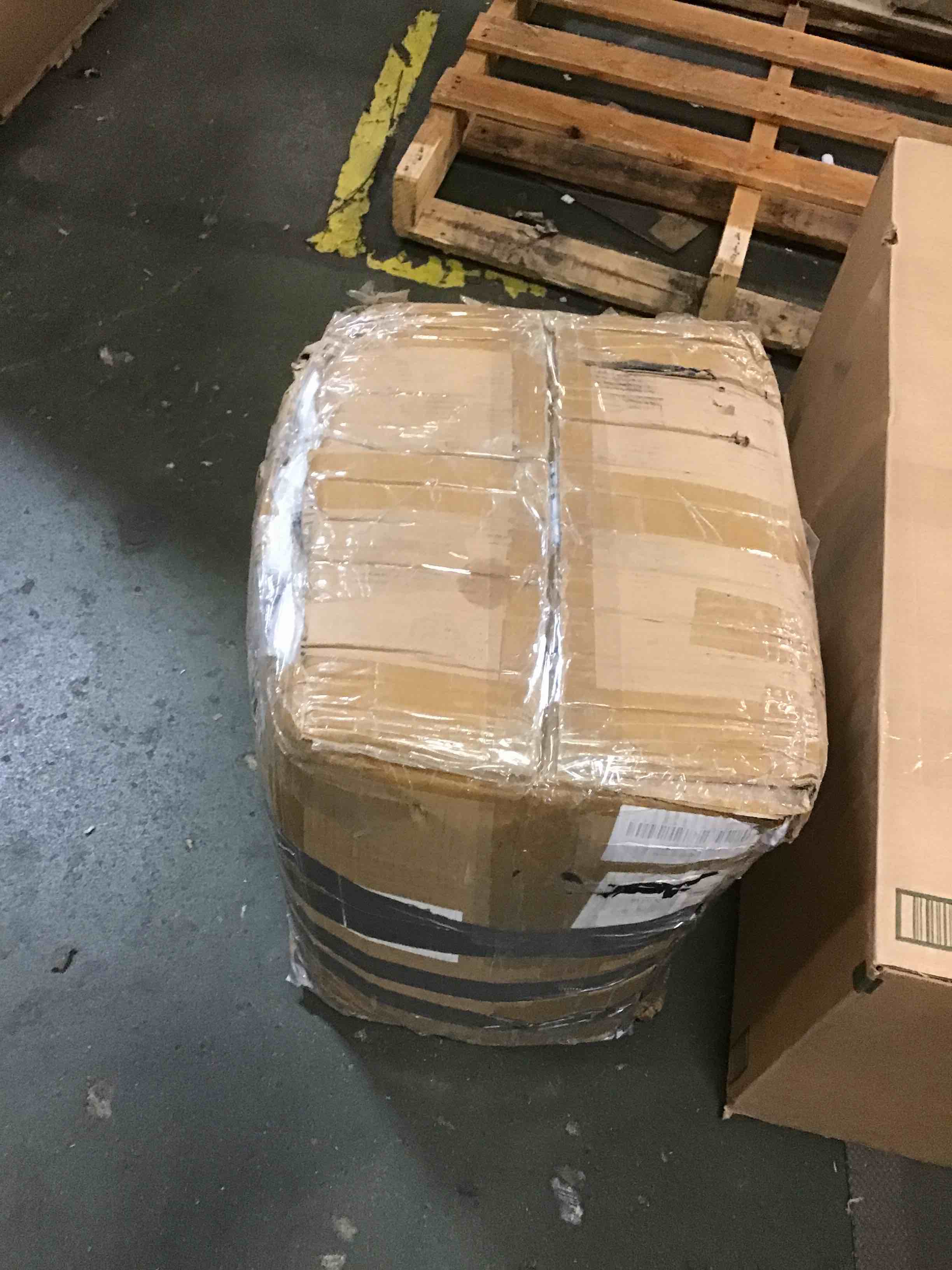 https://s3.amazonaws.com/lotting-images-prod/bidfta/PPE0405065_1729167944343.jpeg