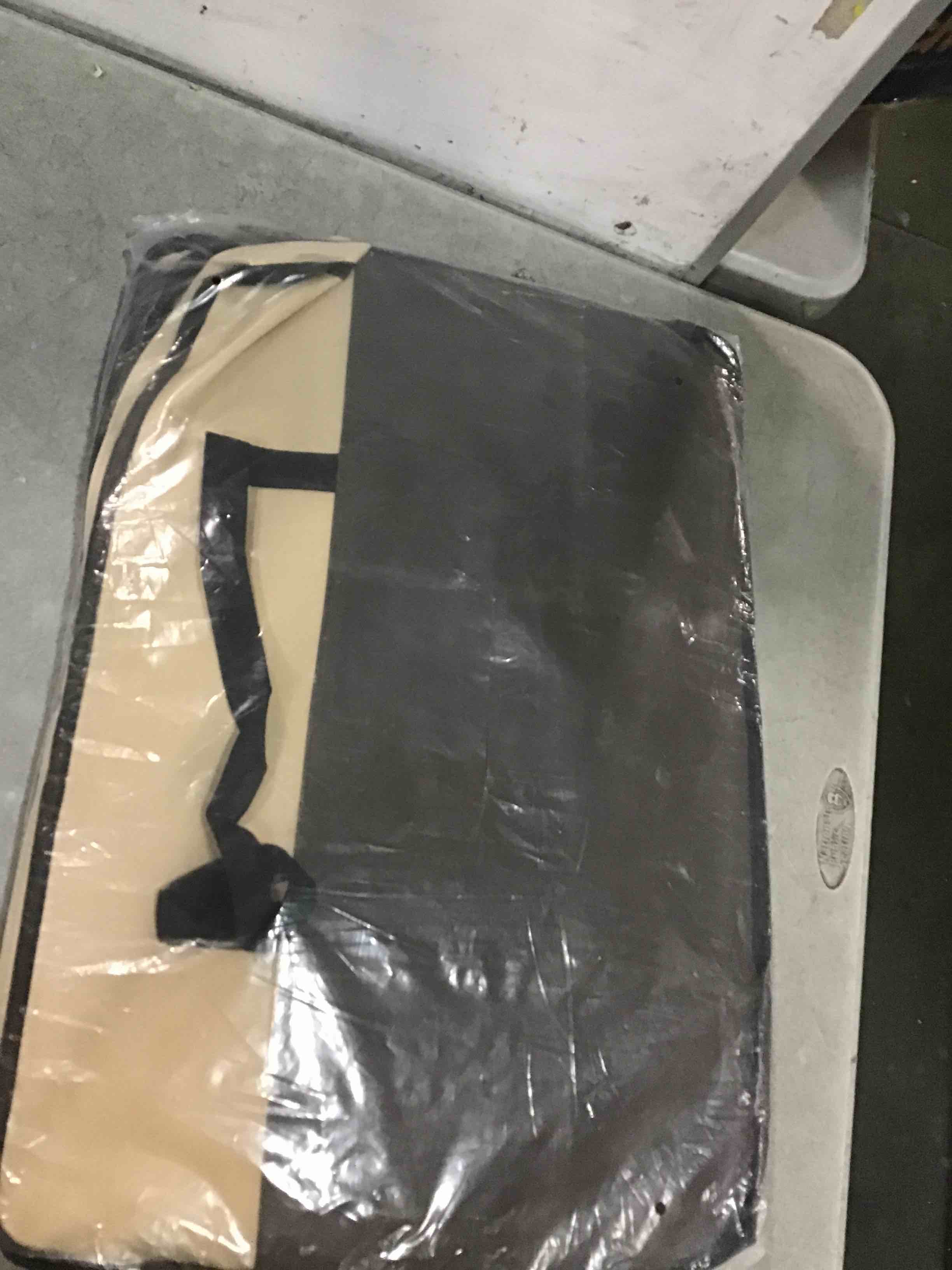 https://s3.amazonaws.com/lotting-images-prod/bidfta/PPE0405088_1729165835133.jpeg