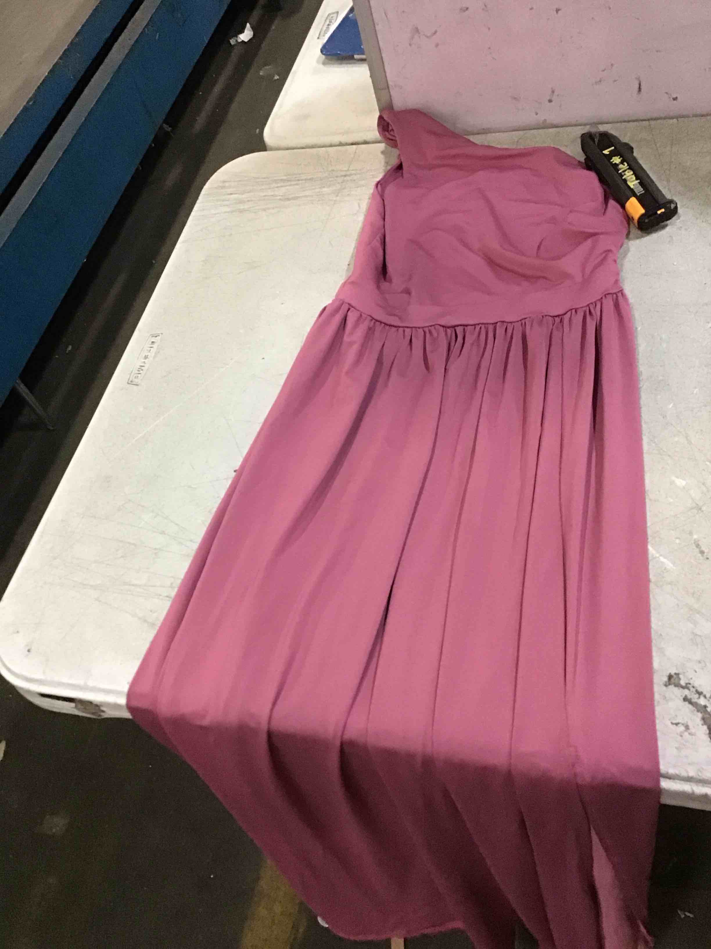 https://s3.amazonaws.com/lotting-images-prod/bidfta/PPE0405210_1729095863809.jpeg