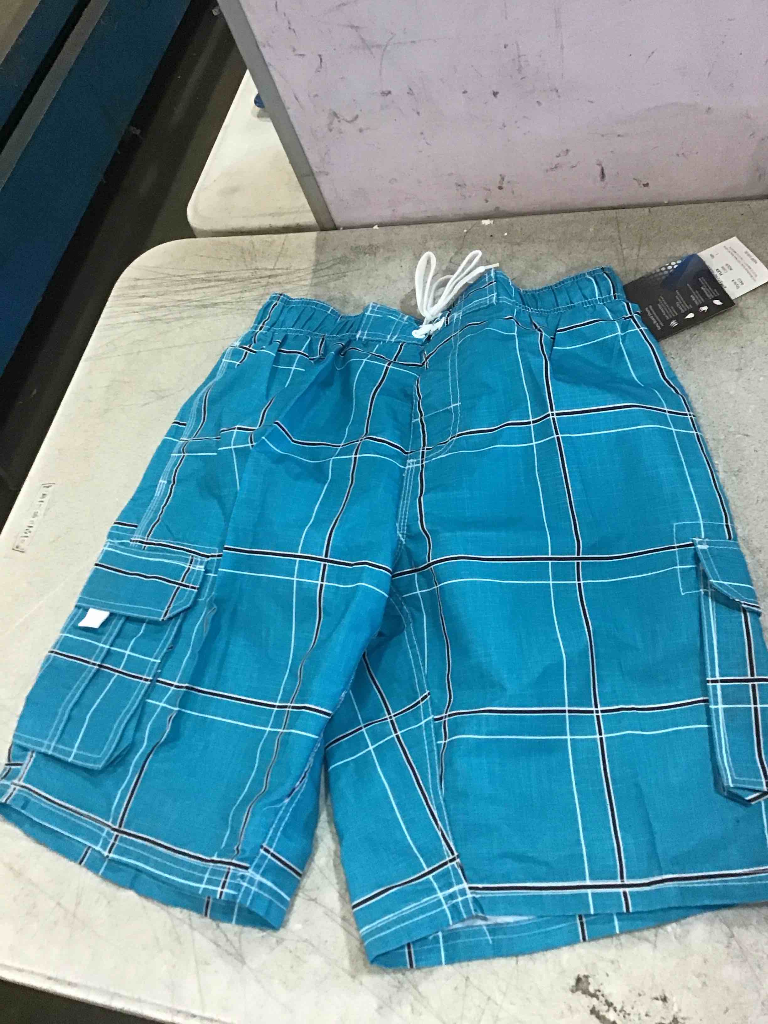 https://s3.amazonaws.com/lotting-images-prod/bidfta/PPE0405212_1729095593668.jpeg