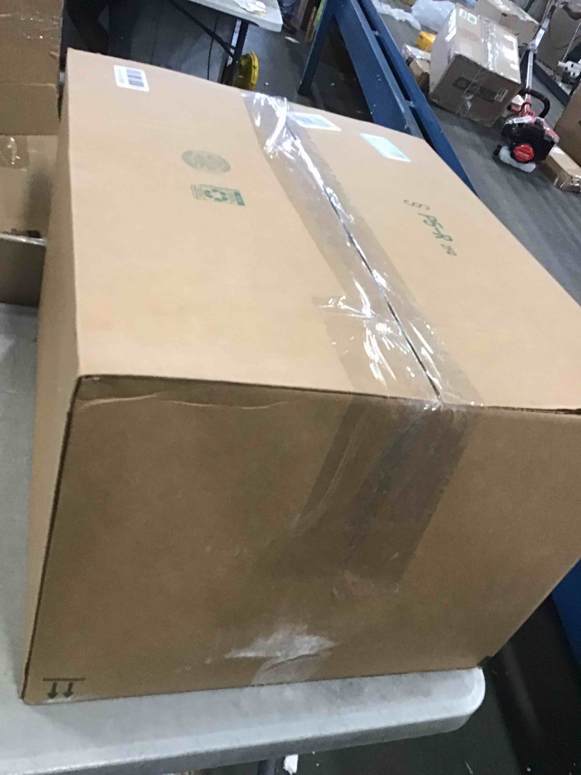 https://s3.amazonaws.com/lotting-images-prod/bidfta/PPE0405412_1729017821554.jpeg
