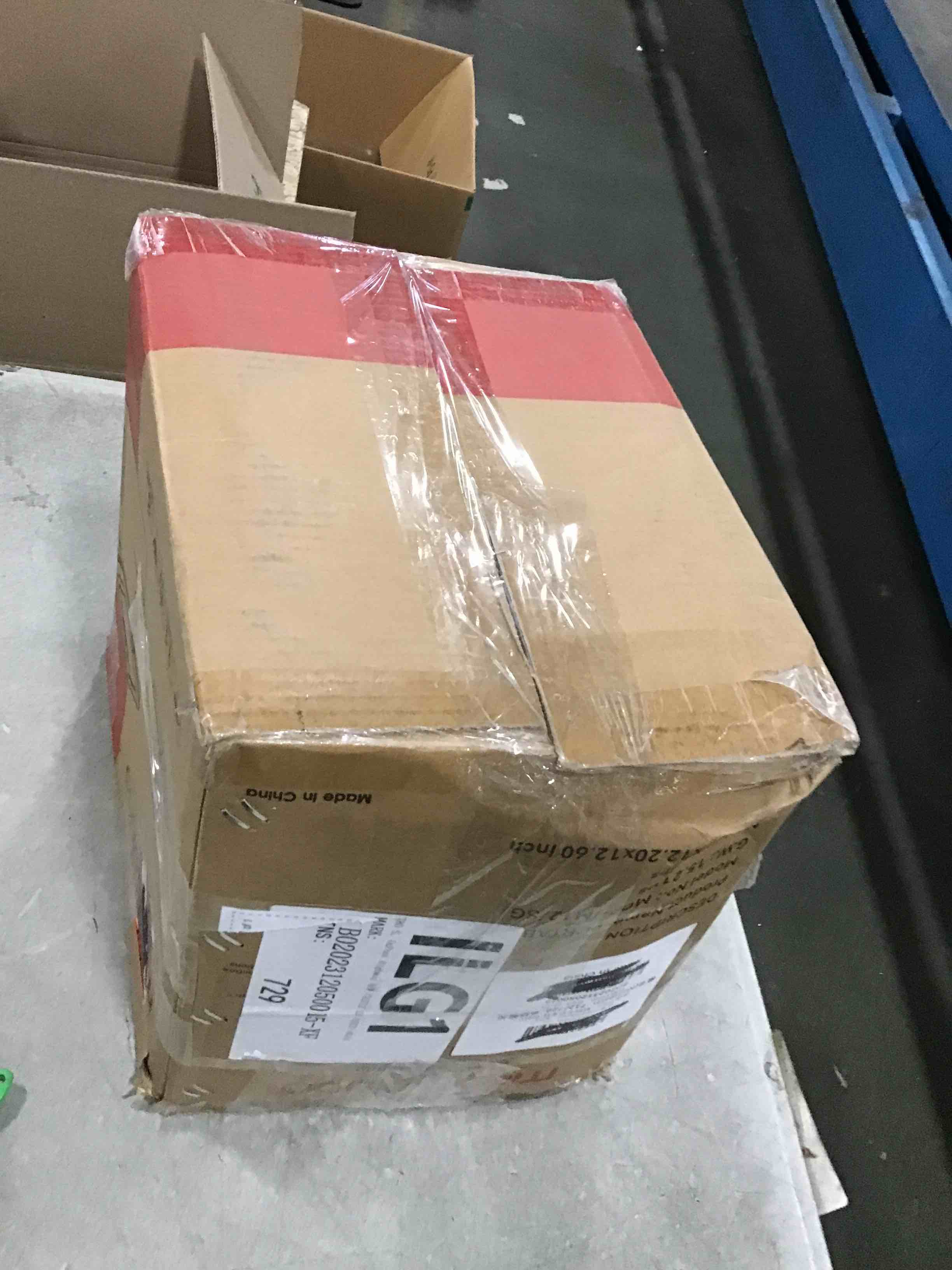 https://s3.amazonaws.com/lotting-images-prod/bidfta/PPE0405564_1728996963091.jpeg