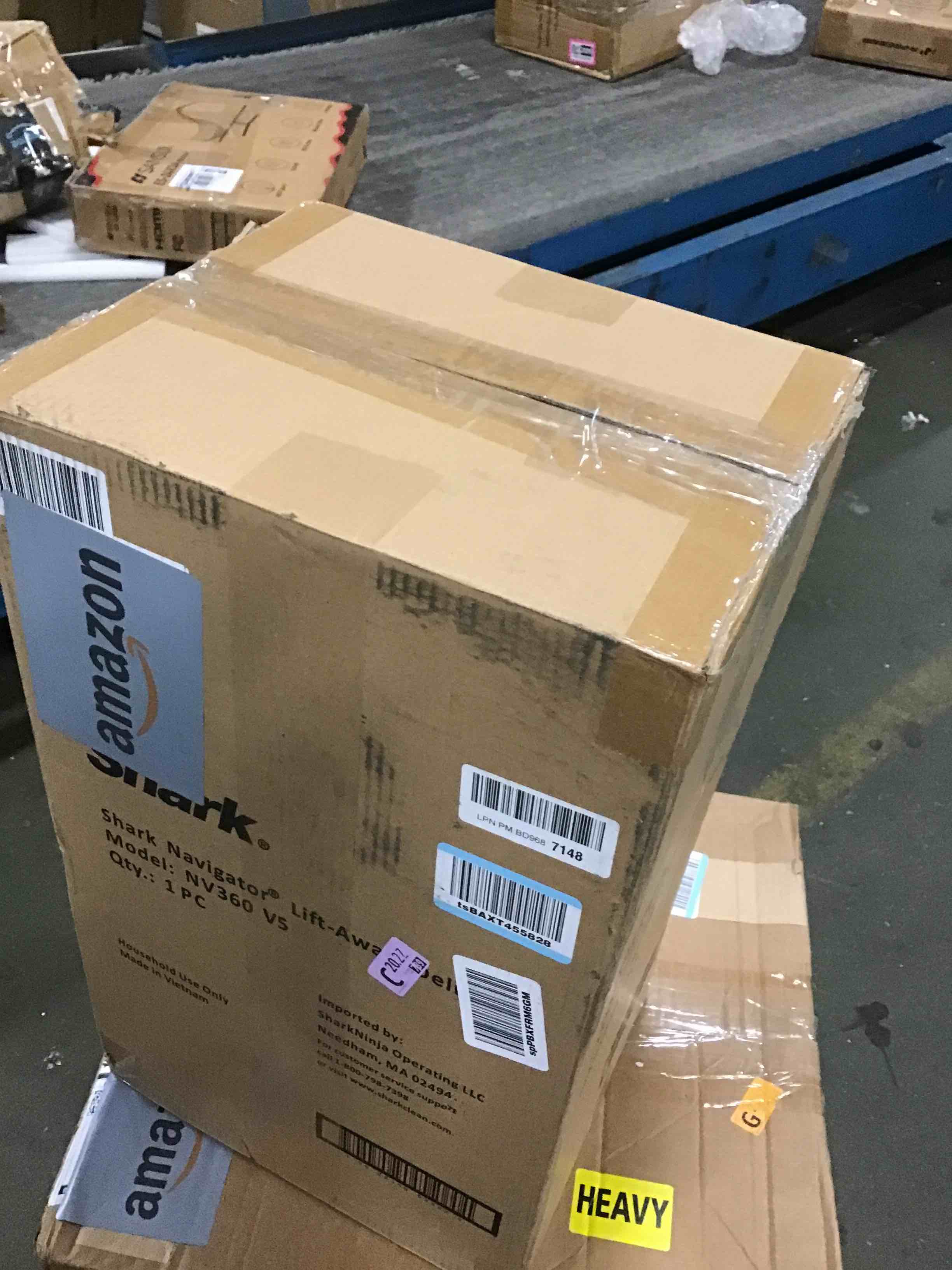https://s3.amazonaws.com/lotting-images-prod/bidfta/PPE0405573_1728996288553.jpeg