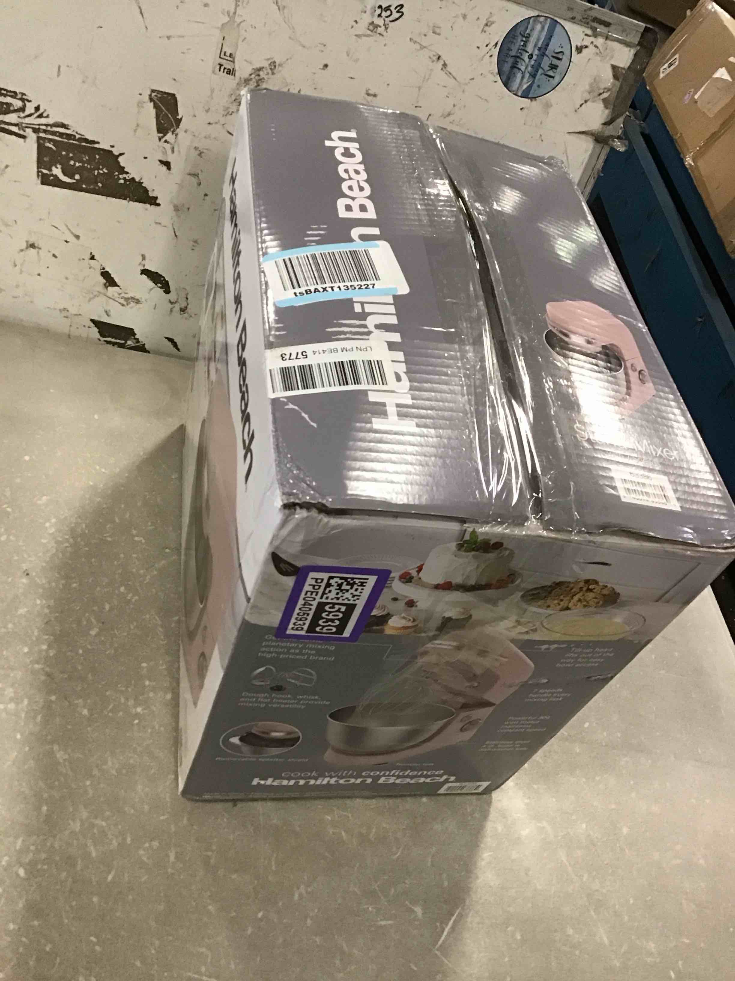 https://s3.amazonaws.com/lotting-images-prod/bidfta/PPE0405939_1728668826347.jpeg