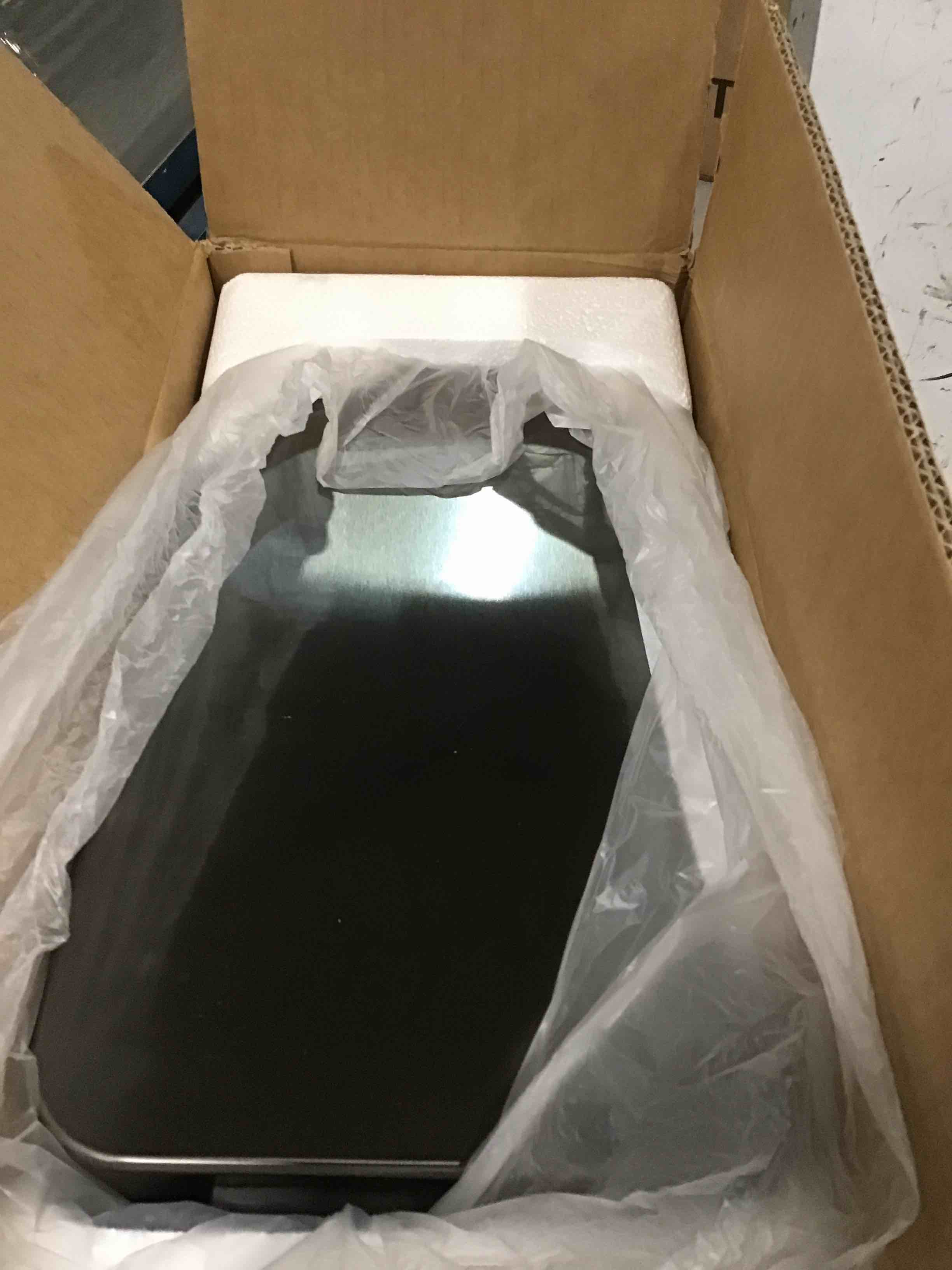 https://s3.amazonaws.com/lotting-images-prod/bidfta/PPE0406063_1729828247022.jpeg