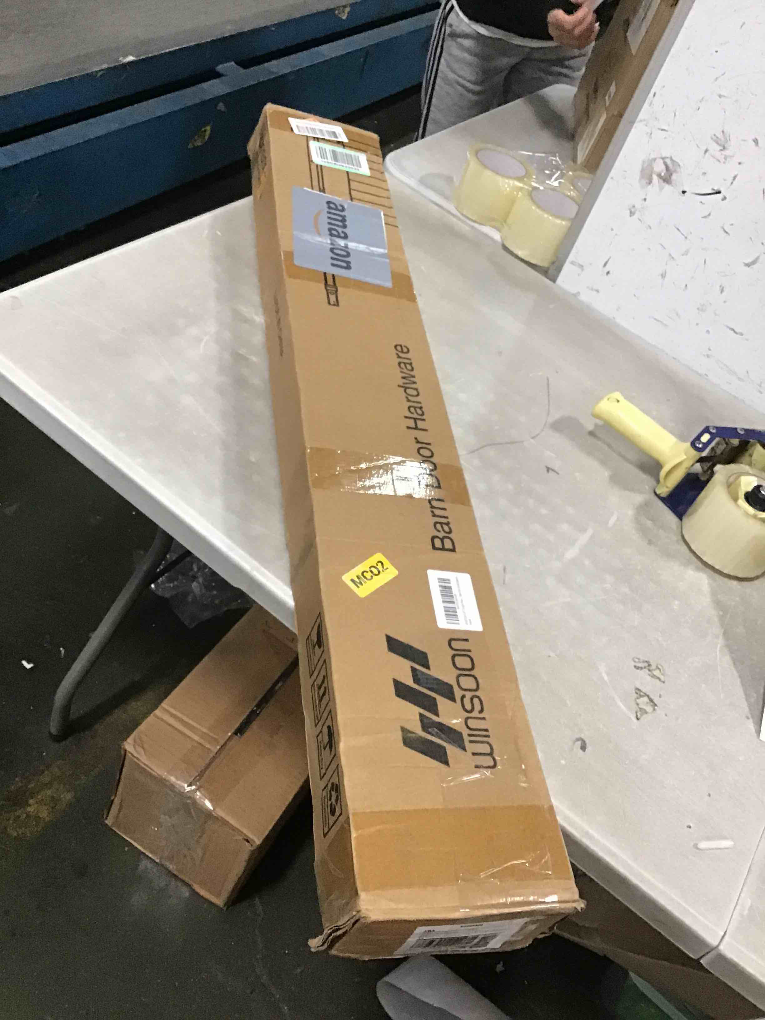 https://s3.amazonaws.com/lotting-images-prod/bidfta/PPE0406070_1729827391142.jpeg