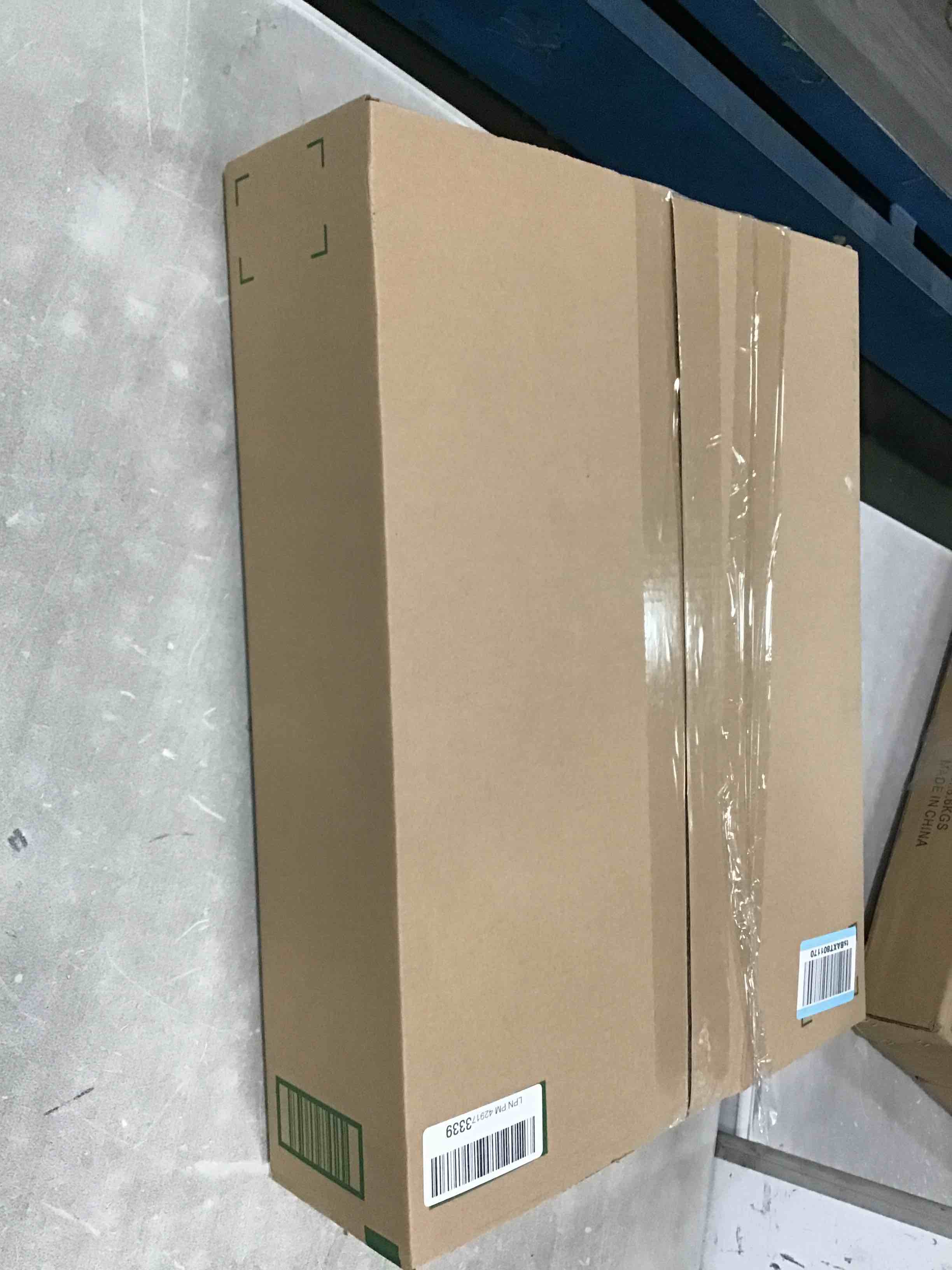 https://s3.amazonaws.com/lotting-images-prod/bidfta/PPE0406517_1729644228723.jpeg