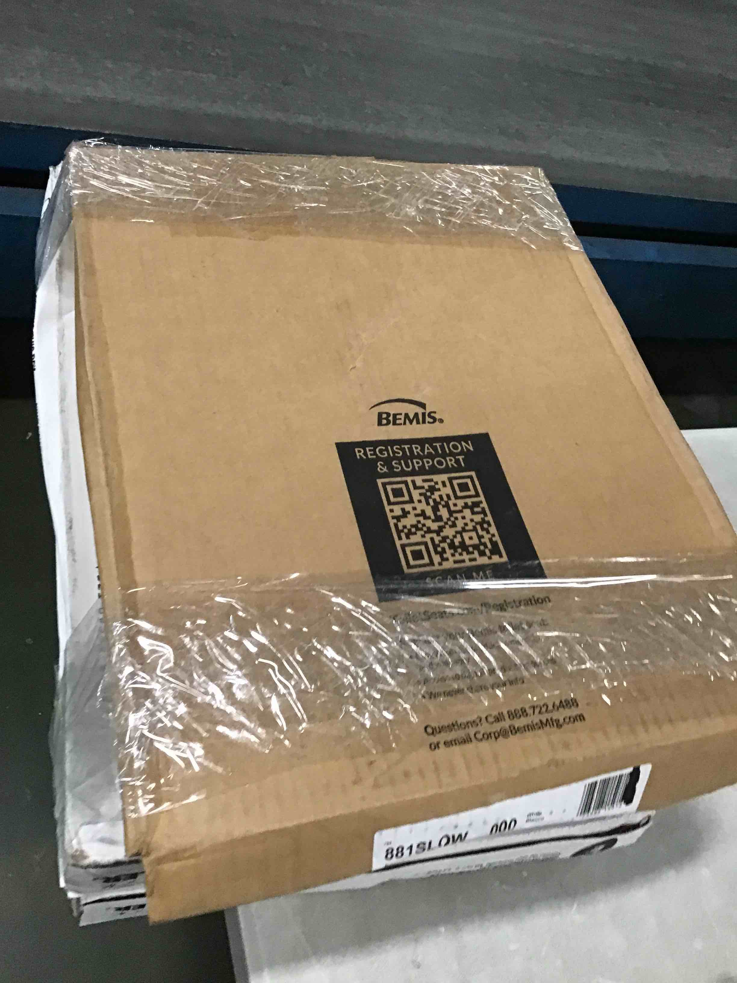 https://s3.amazonaws.com/lotting-images-prod/bidfta/PPE0407812_1728692341170.jpeg