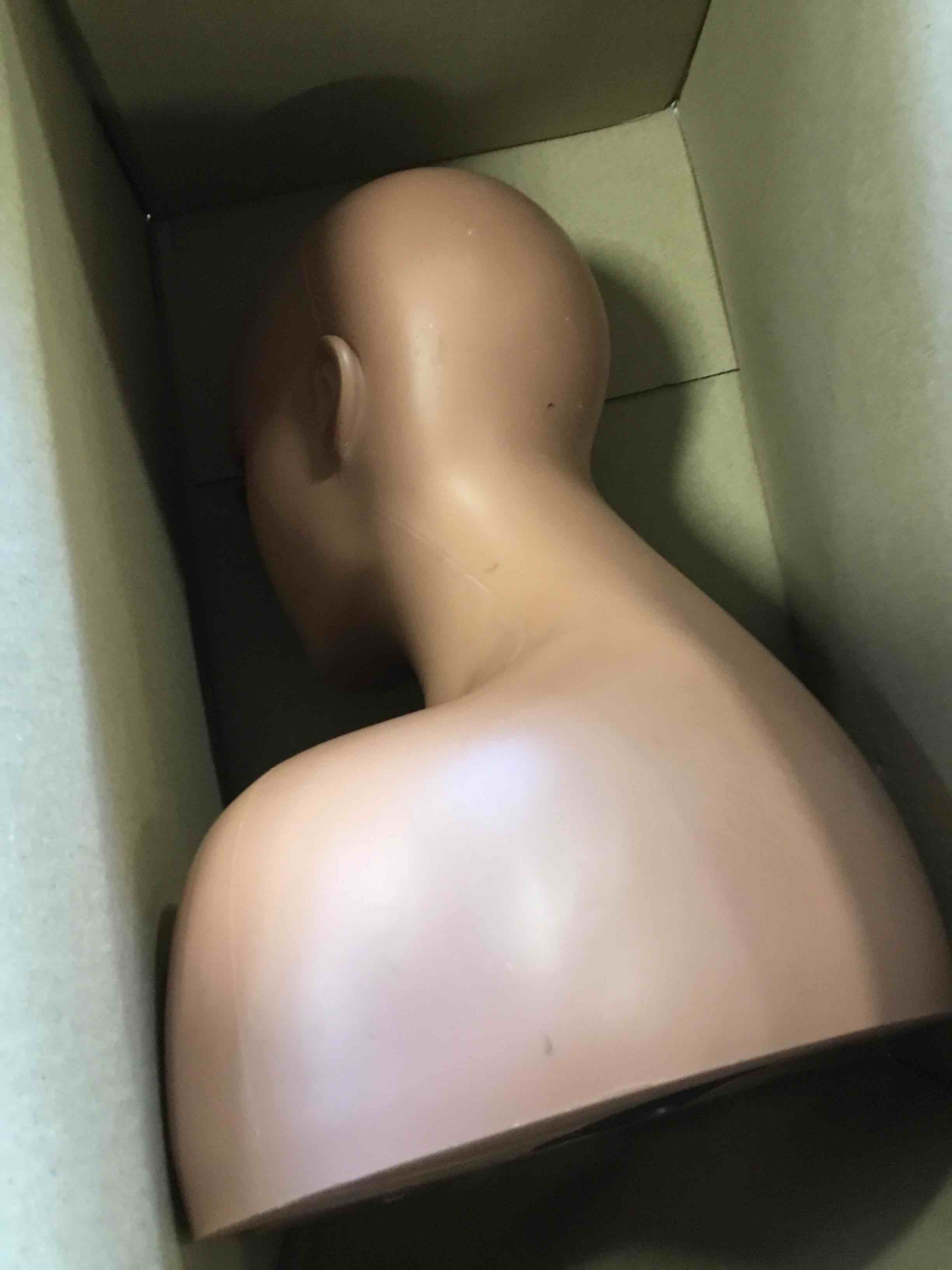 JINGFA Mannequin Head With Shoulder Display Manikin Head Bust for Wigs,Makeup,Beauty Accessories