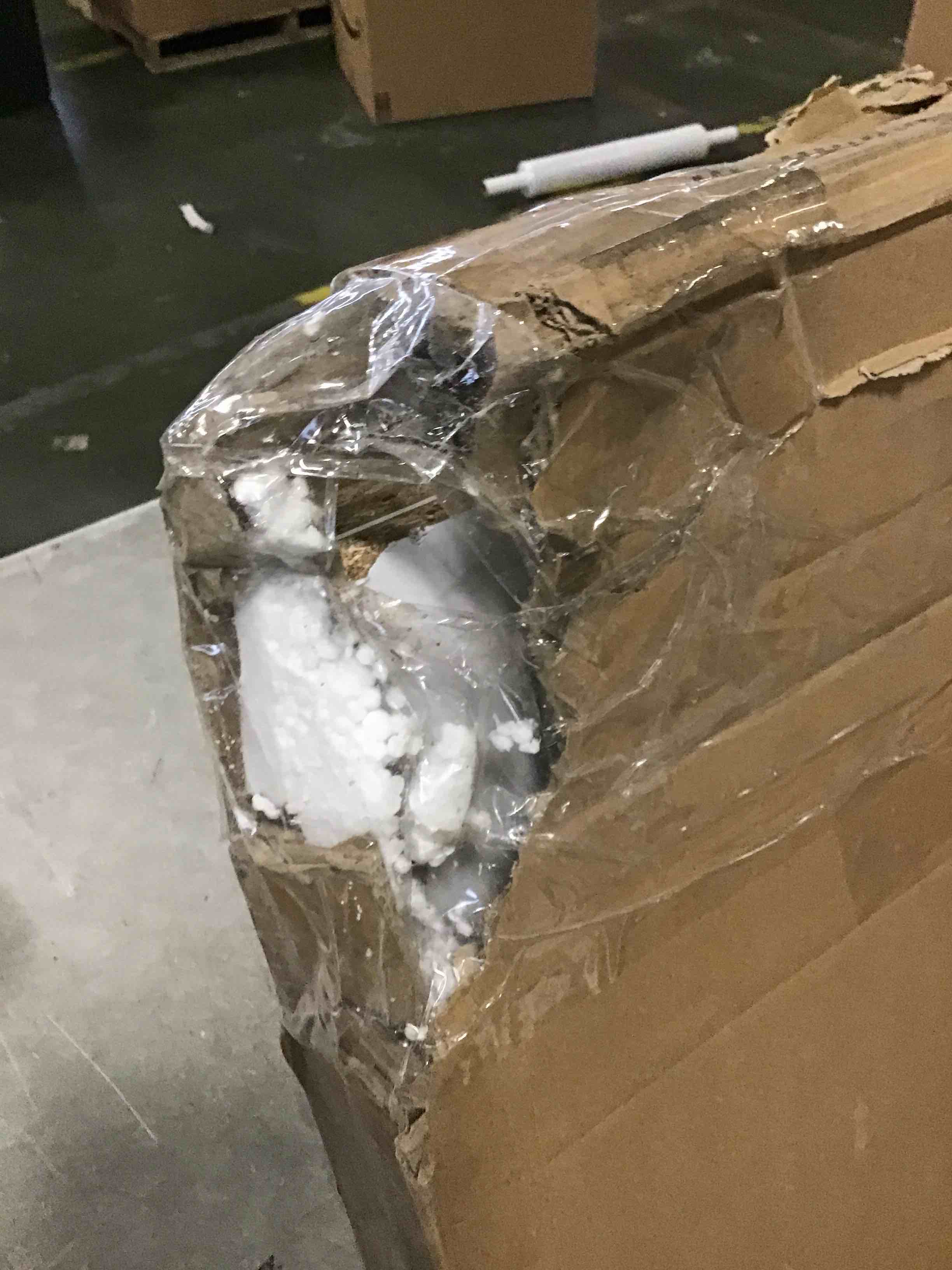 https://s3.amazonaws.com/lotting-images-prod/bidfta/PPE0408399_1730400115920.jpeg