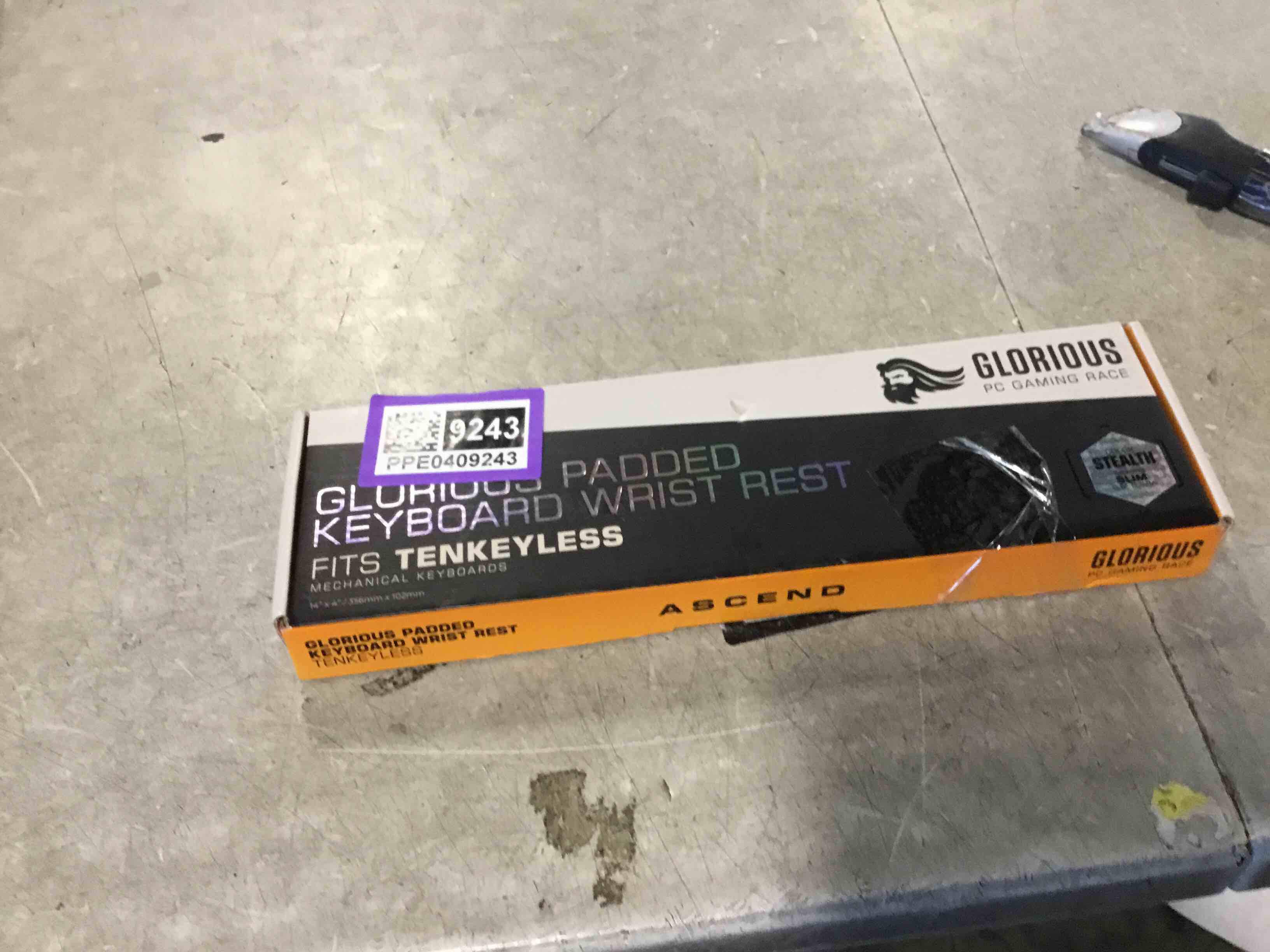 https://s3.amazonaws.com/lotting-images-prod/bidfta/PPE0409243_1729687128738.jpeg