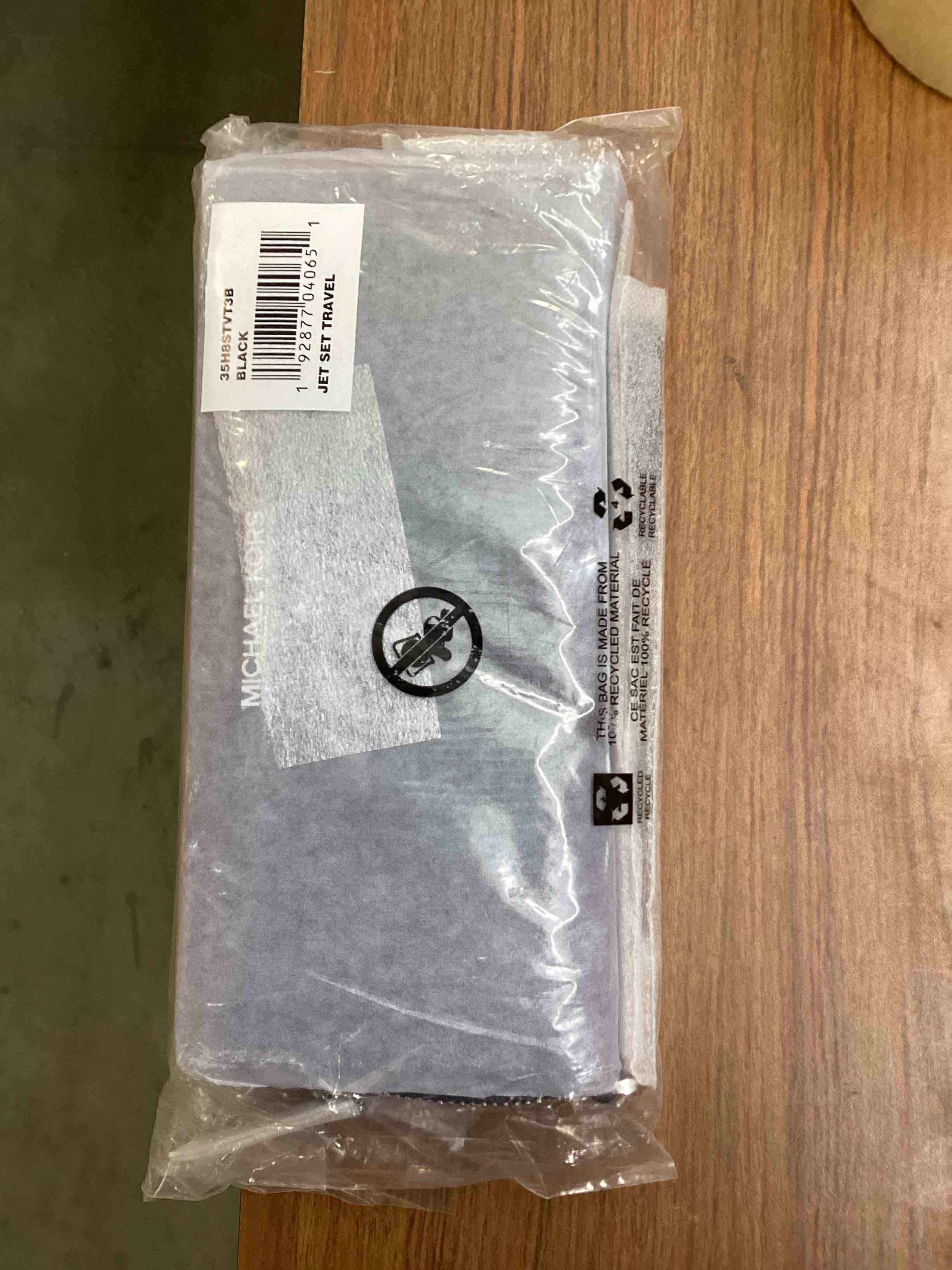 https://s3.amazonaws.com/lotting-images-prod/bidfta/PPE0410376_1736272396759.jpeg