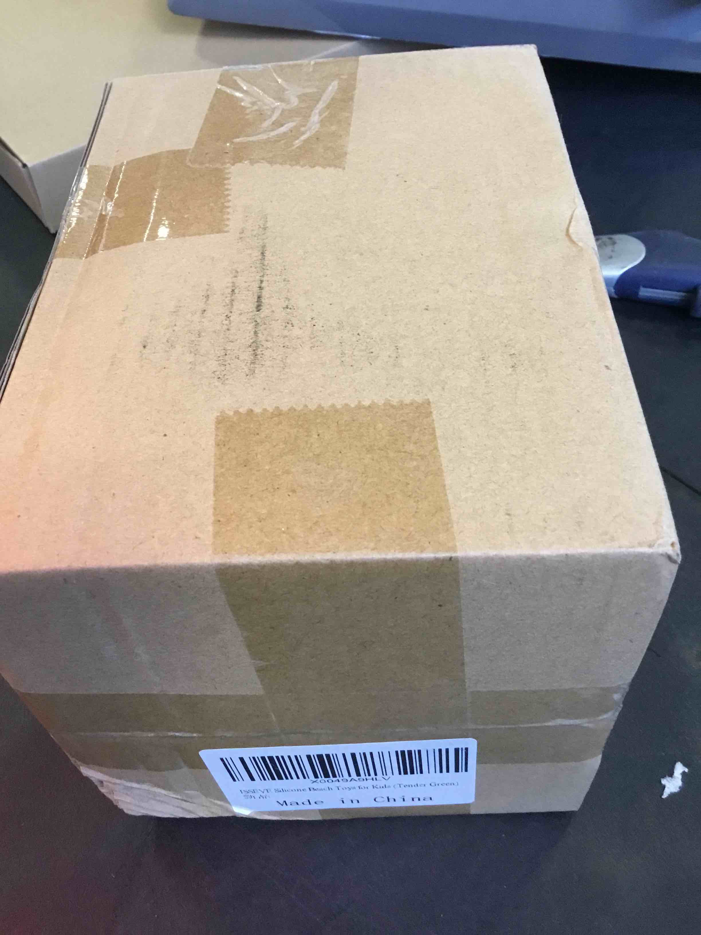 https://s3.amazonaws.com/lotting-images-prod/bidfta/PPE0411935_1728060675919.jpeg