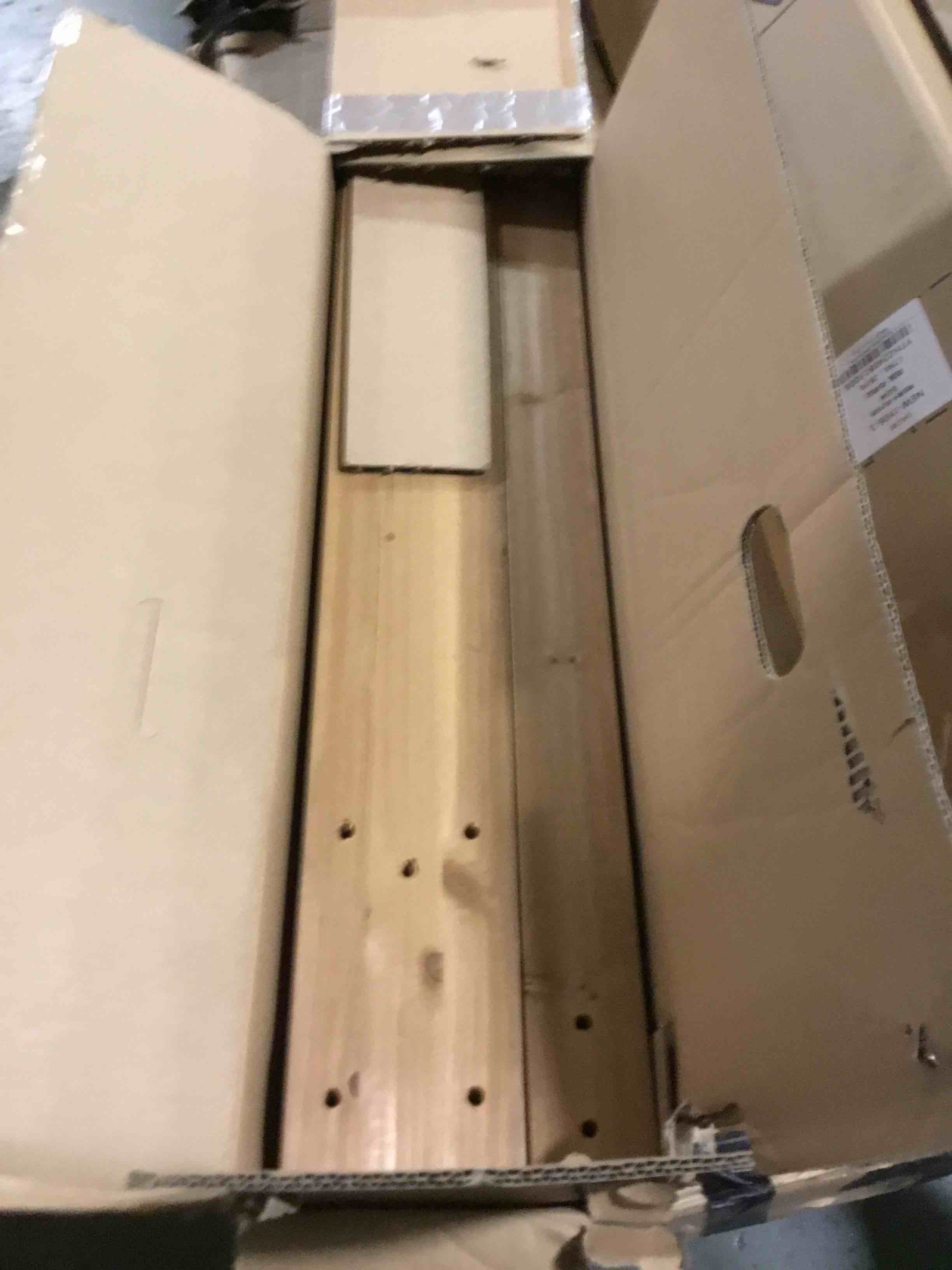 https://s3.amazonaws.com/lotting-images-prod/bidfta/PPE0412117_1733871645254.jpeg