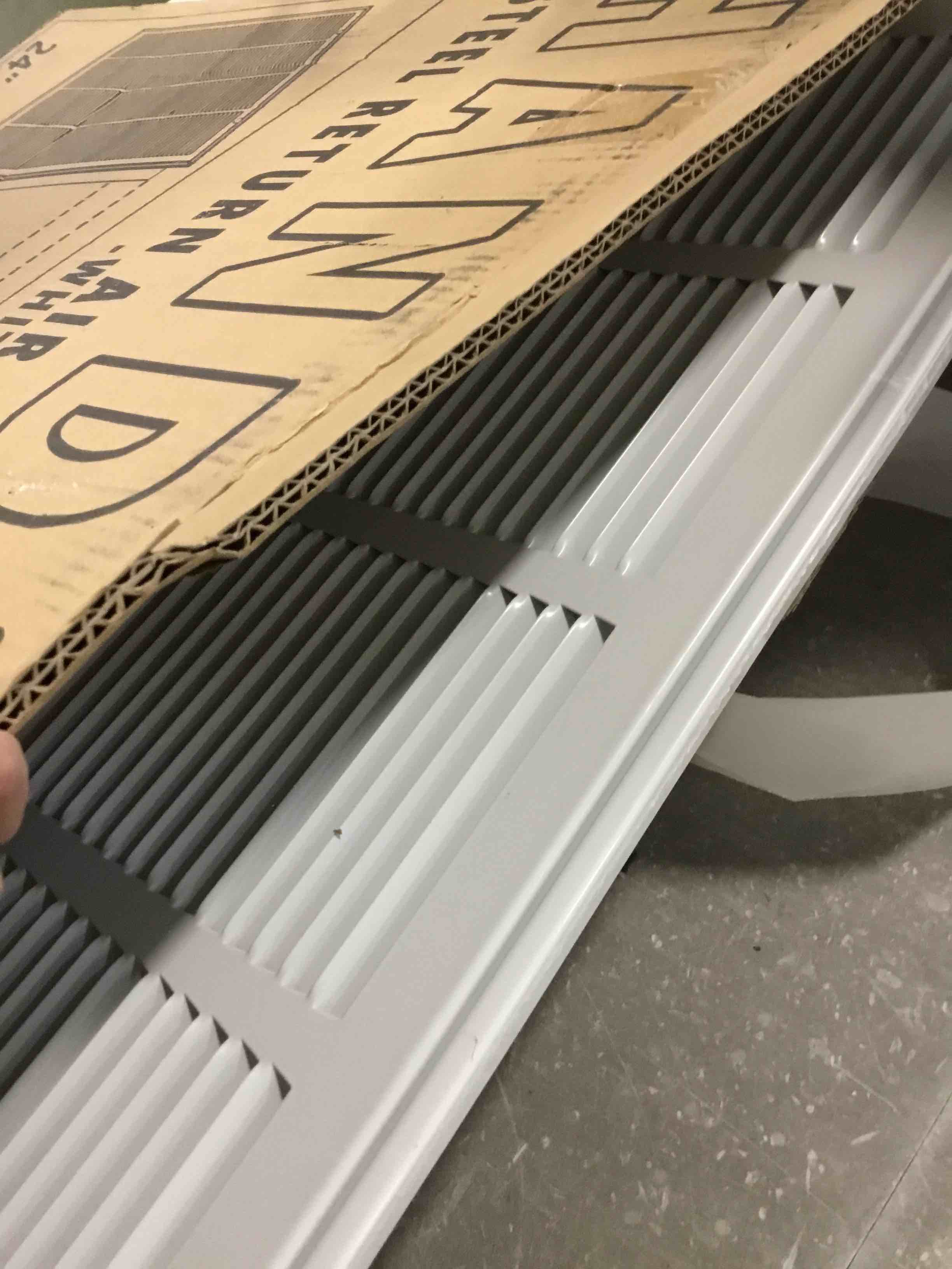 https://s3.amazonaws.com/lotting-images-prod/bidfta/PPE0412751_1732715771279.jpeg