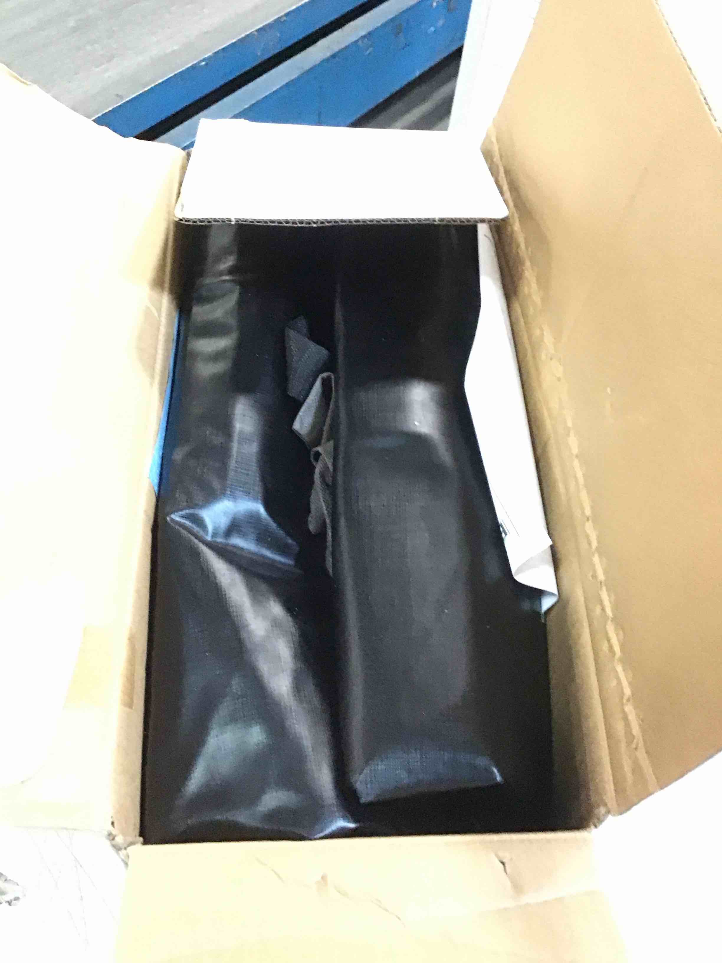 https://s3.amazonaws.com/lotting-images-prod/bidfta/PPE0413690_1732221554583.jpeg