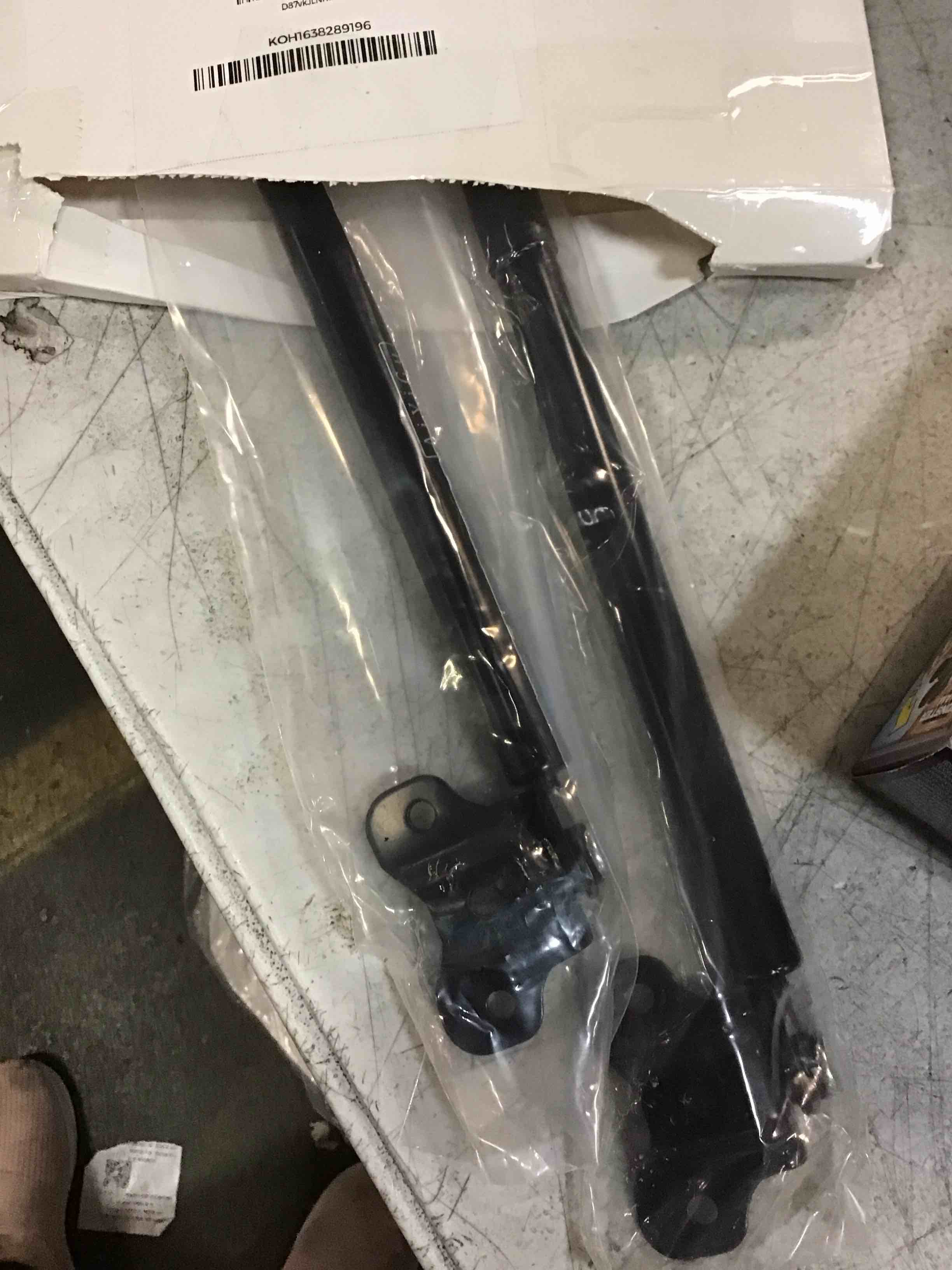 https://s3.amazonaws.com/lotting-images-prod/bidfta/PPE0413714_1732213291124.jpeg