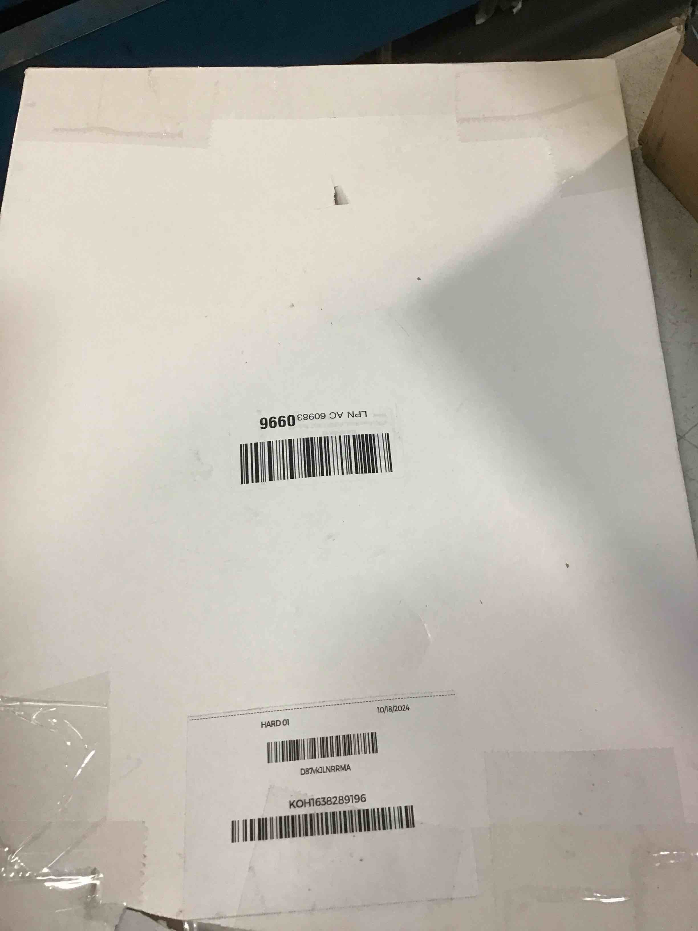 https://s3.amazonaws.com/lotting-images-prod/bidfta/PPE0413714_1732213306827.jpeg