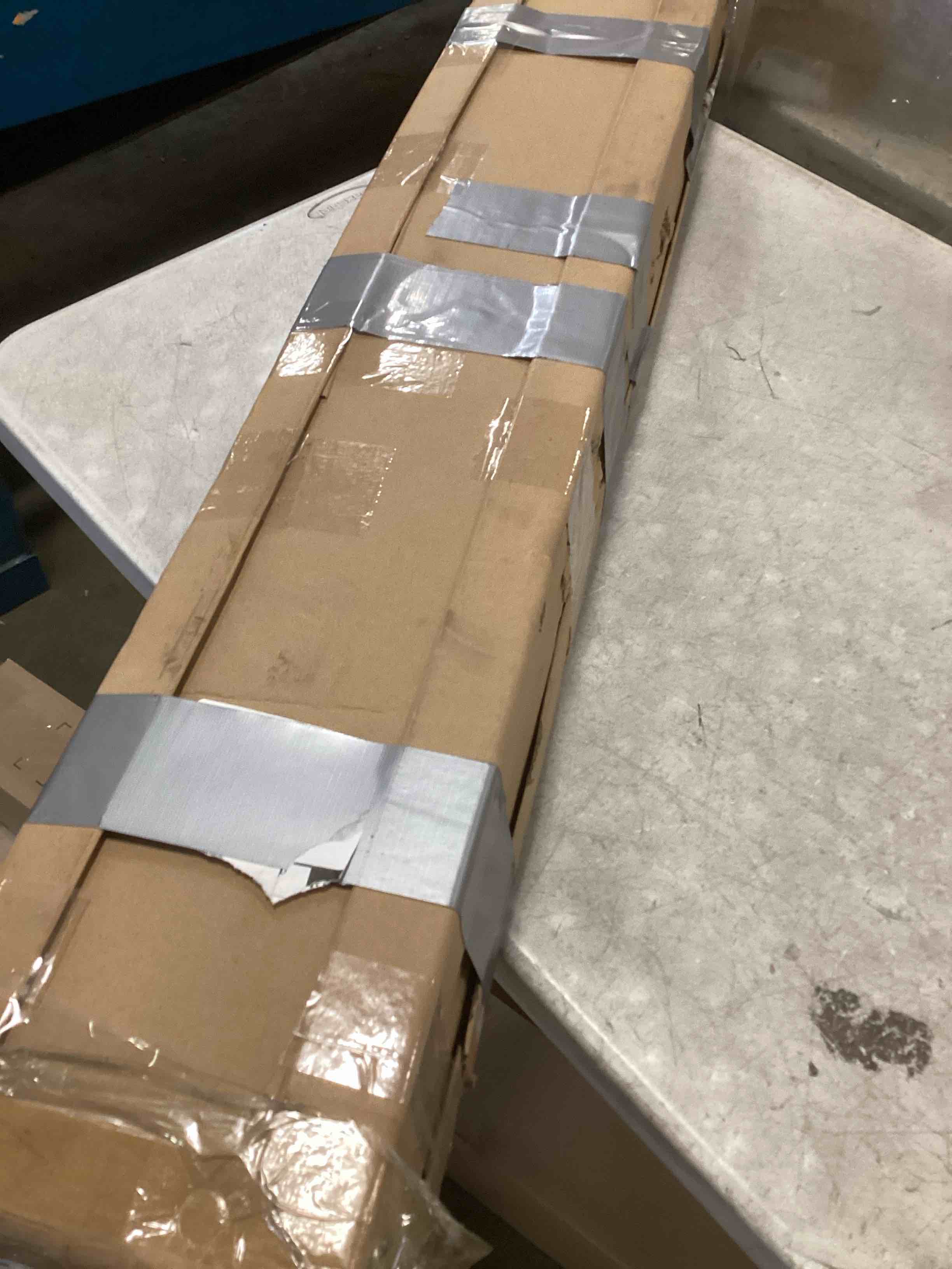 https://s3.amazonaws.com/lotting-images-prod/bidfta/PPE0414305_1731436536612.jpeg