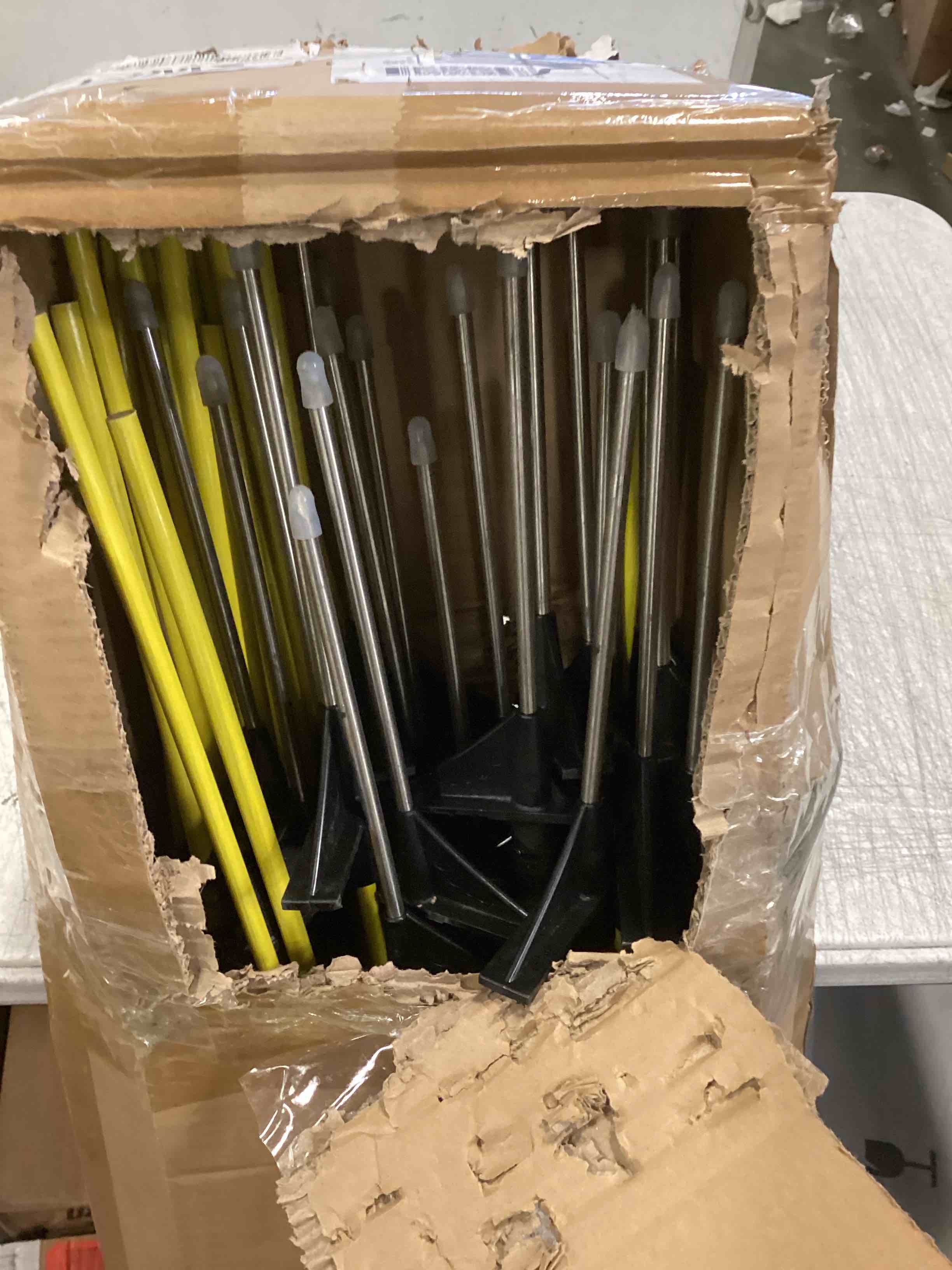 https://s3.amazonaws.com/lotting-images-prod/bidfta/PPE0414573_1731346010231.jpeg