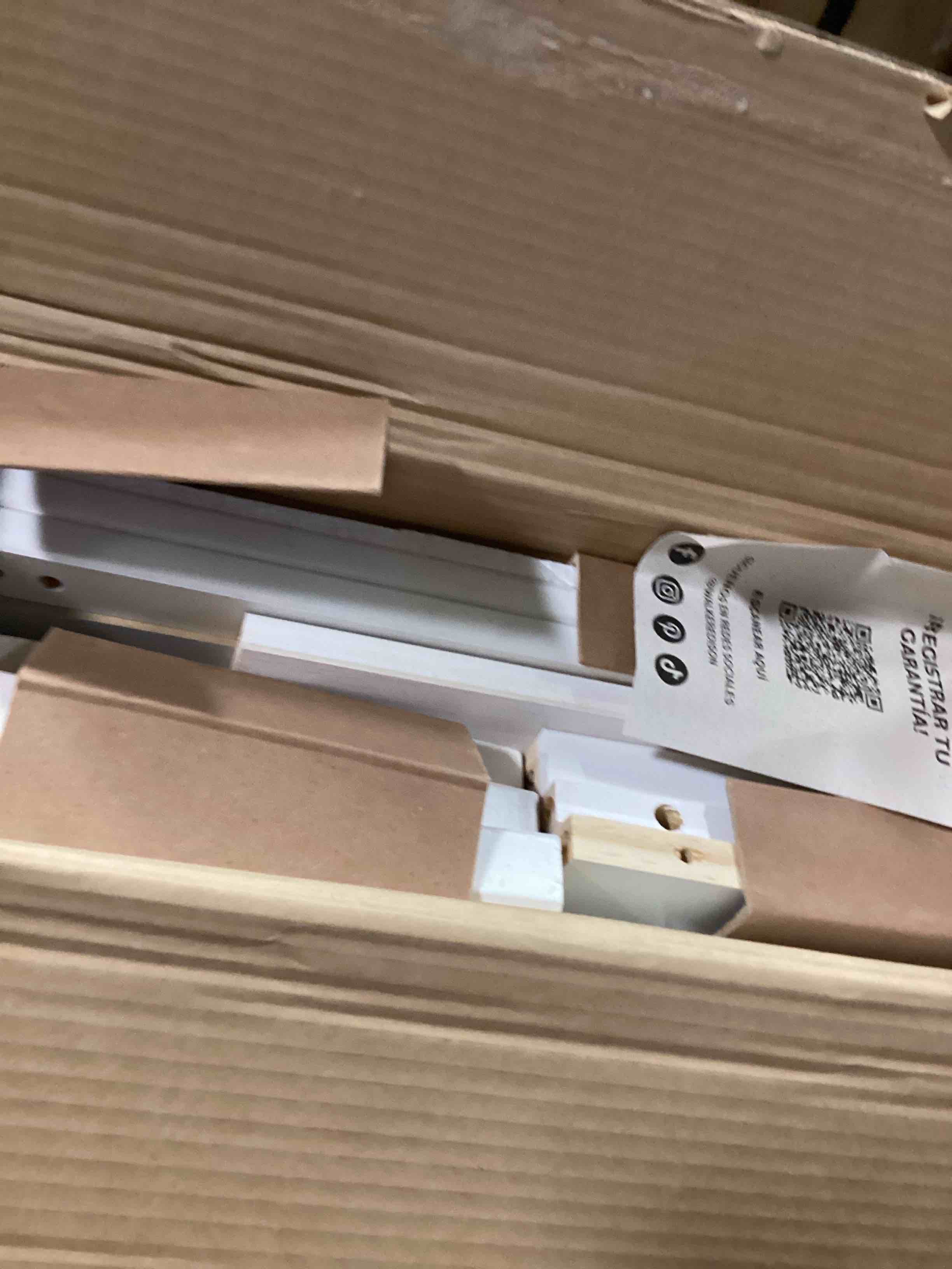 https://s3.amazonaws.com/lotting-images-prod/bidfta/PPE0415188_1730923165163.jpeg