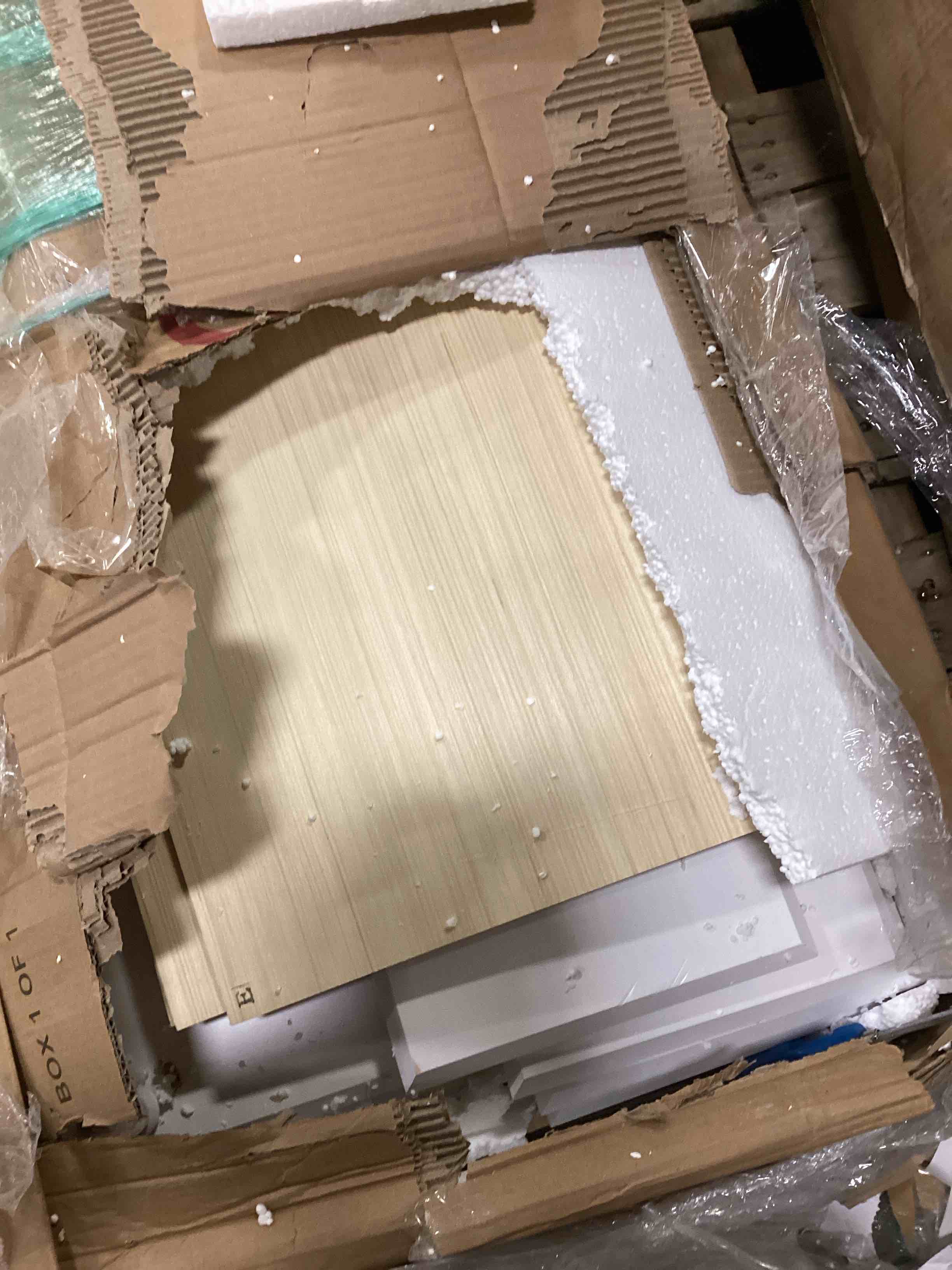 https://s3.amazonaws.com/lotting-images-prod/bidfta/PPE0415863_1730381331984.jpeg
