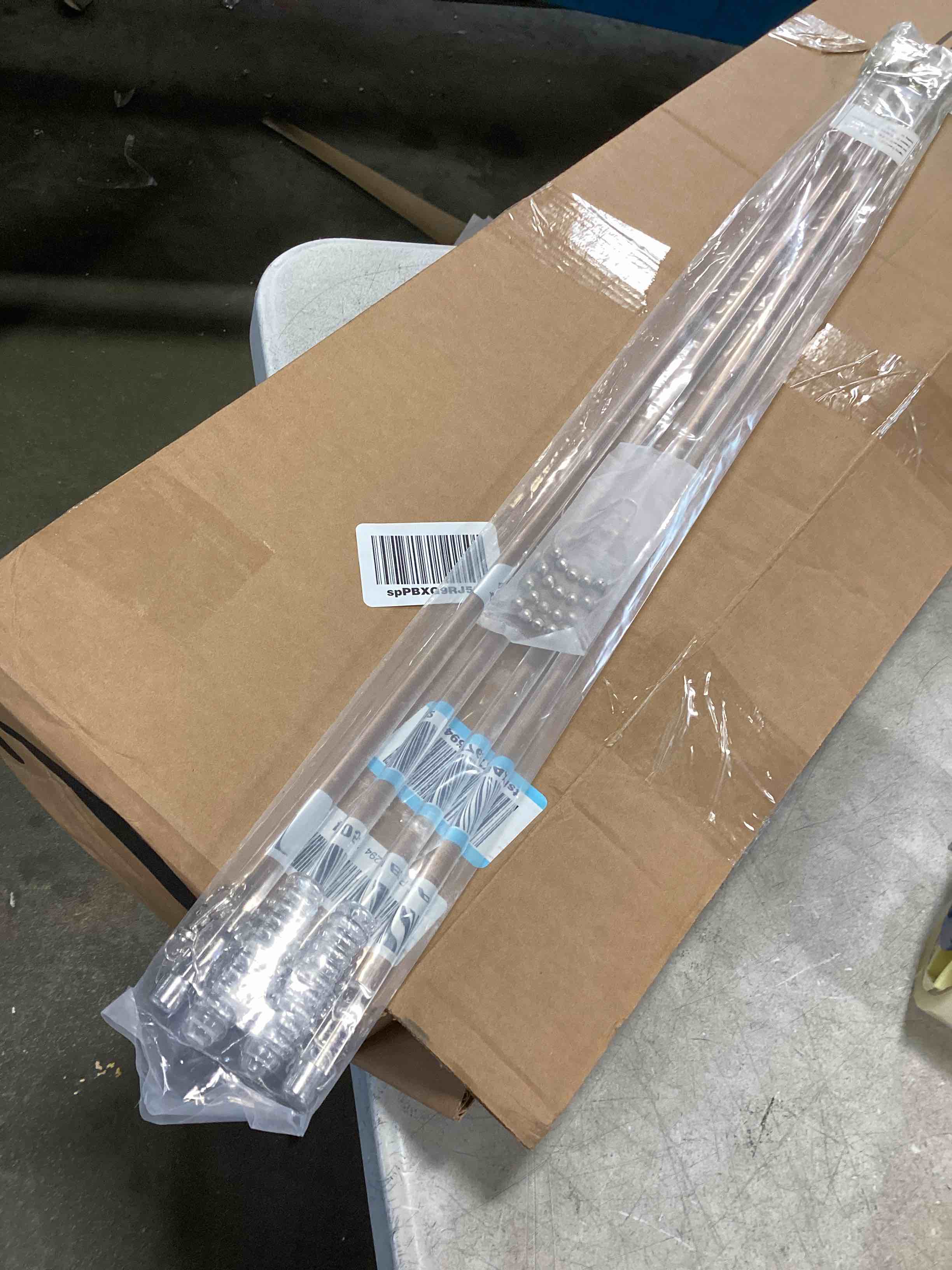 https://s3.amazonaws.com/lotting-images-prod/bidfta/PPE0416069_1729017633841.jpeg