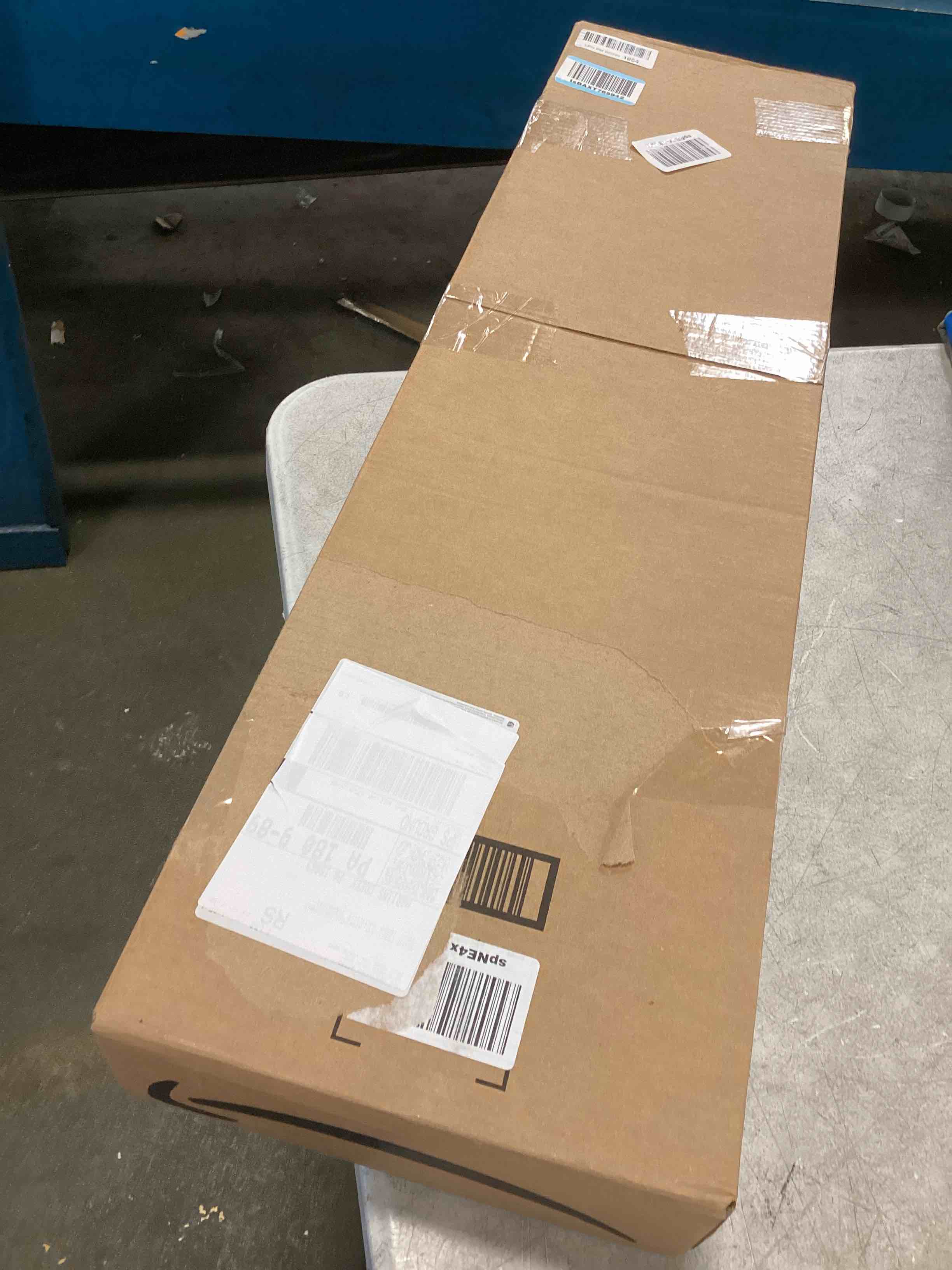 https://s3.amazonaws.com/lotting-images-prod/bidfta/PPE0416069_1729017664656.jpeg