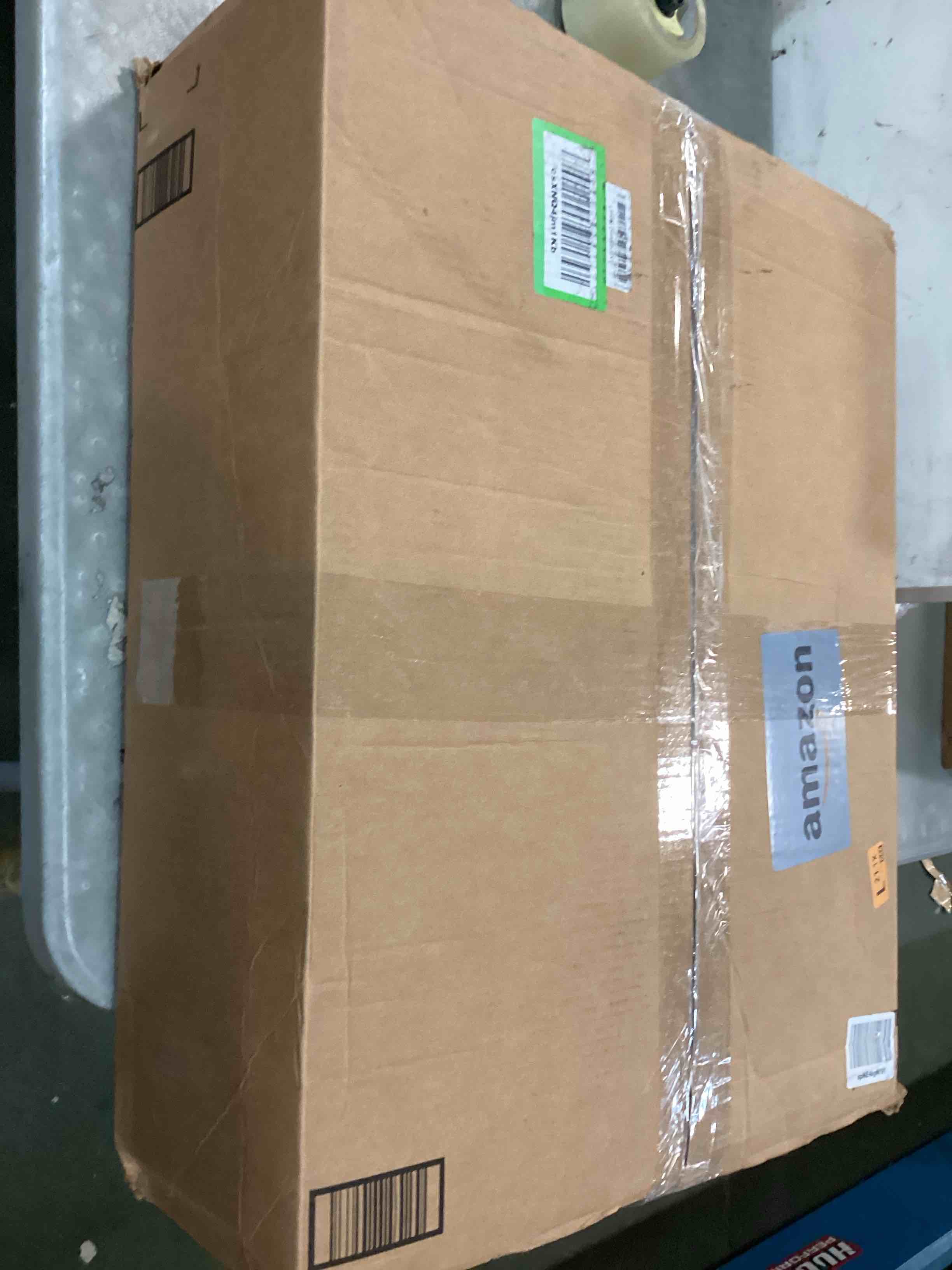 https://s3.amazonaws.com/lotting-images-prod/bidfta/PPE0416337_1728736109370.jpeg