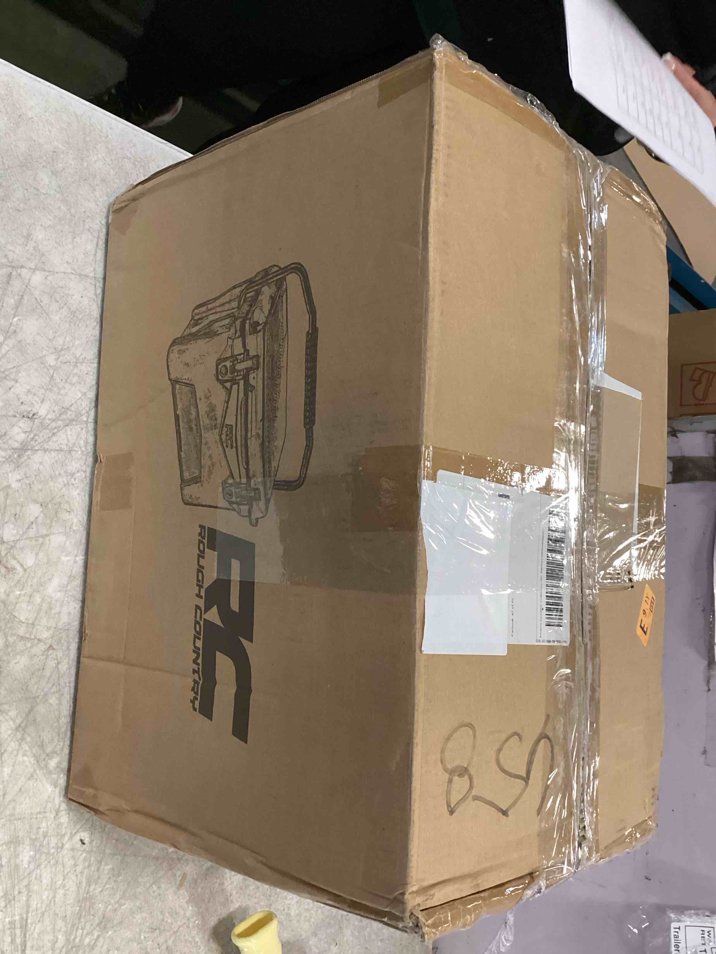 https://s3.amazonaws.com/lotting-images-prod/bidfta/PPE0416940_1728488780710.jpeg
