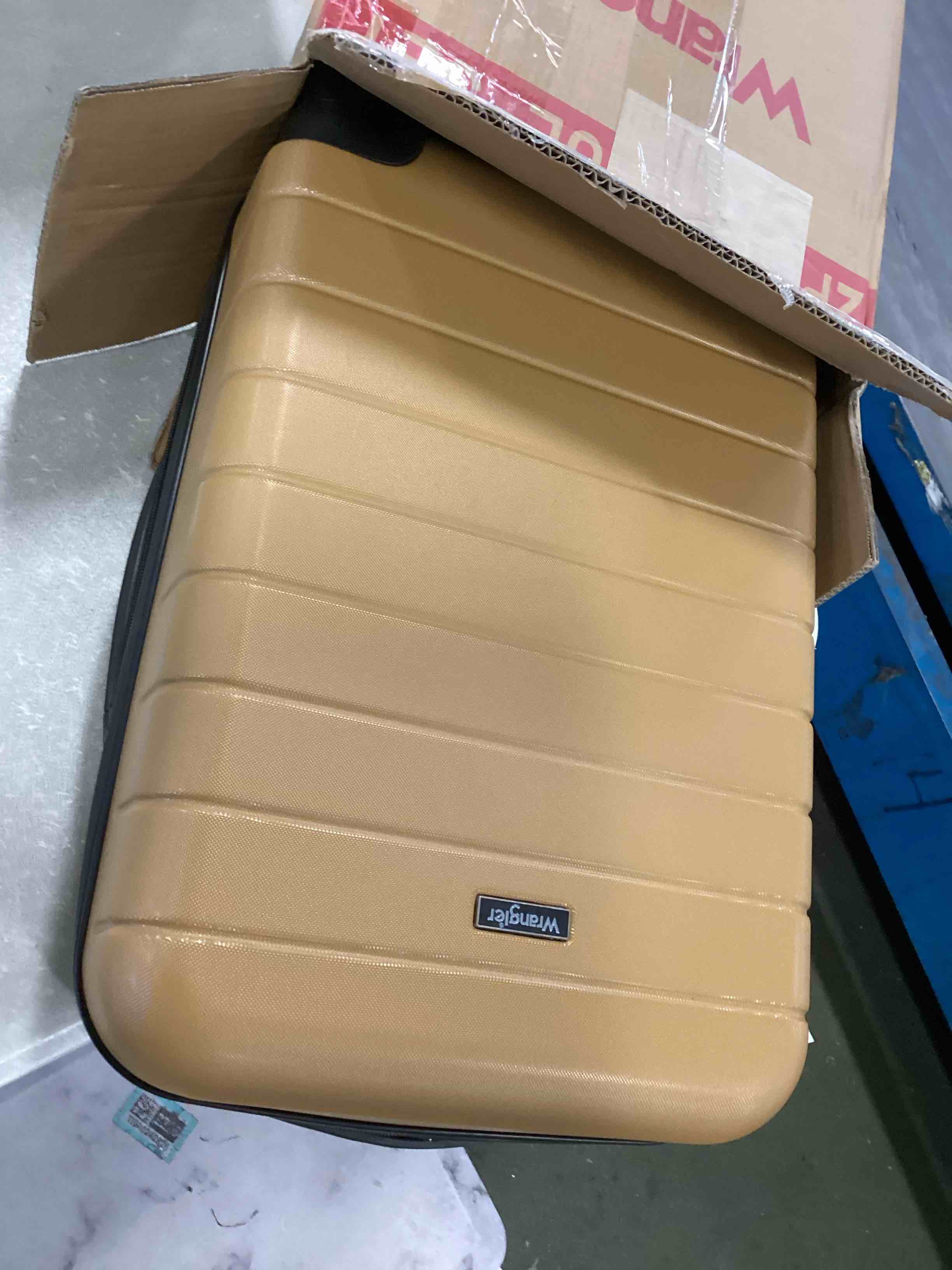 Wrangler Smart Luggage Set with Cup Holder and USB Port, Wood Thrush, 2 Piece