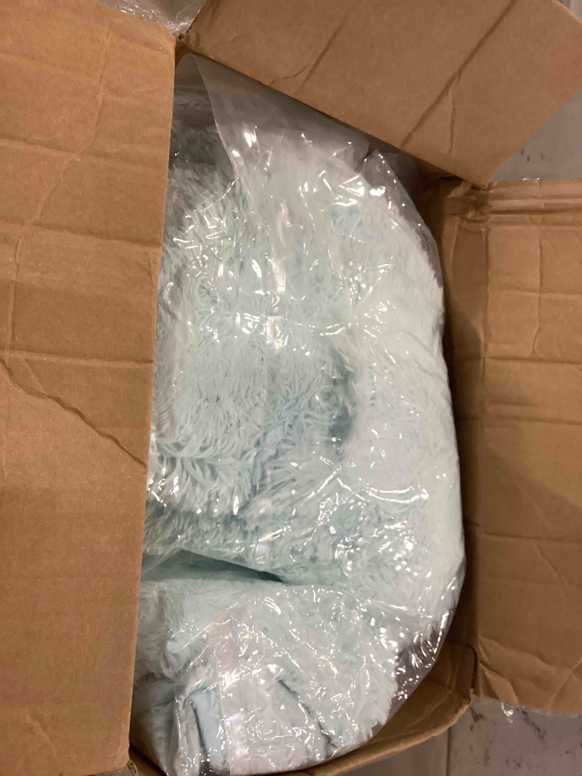 https://s3.amazonaws.com/lotting-images-prod/bidfta/PPE0417207_1728402577075.jpeg