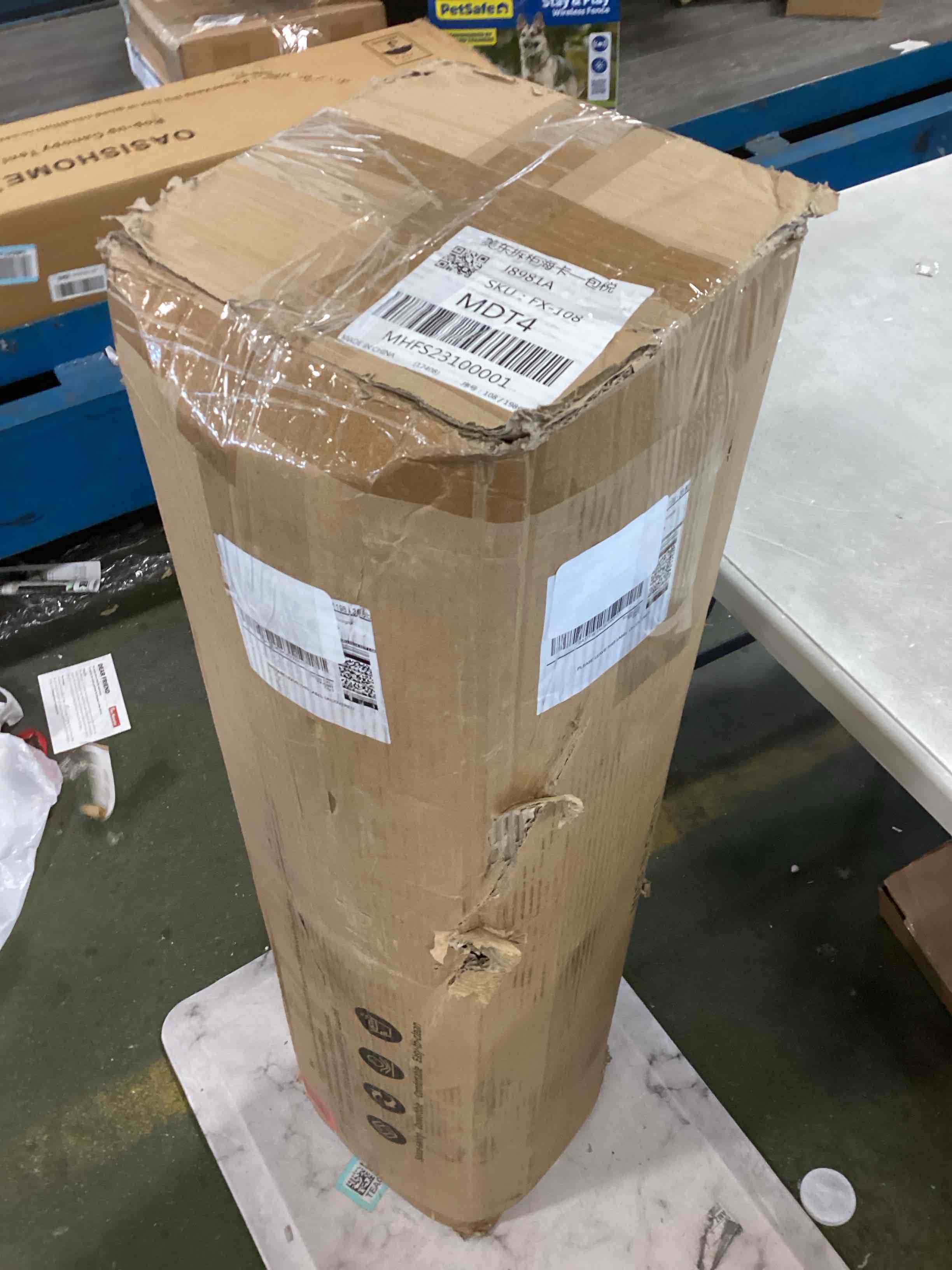 https://s3.amazonaws.com/lotting-images-prod/bidfta/PPE0417880_1728308768977.jpeg
