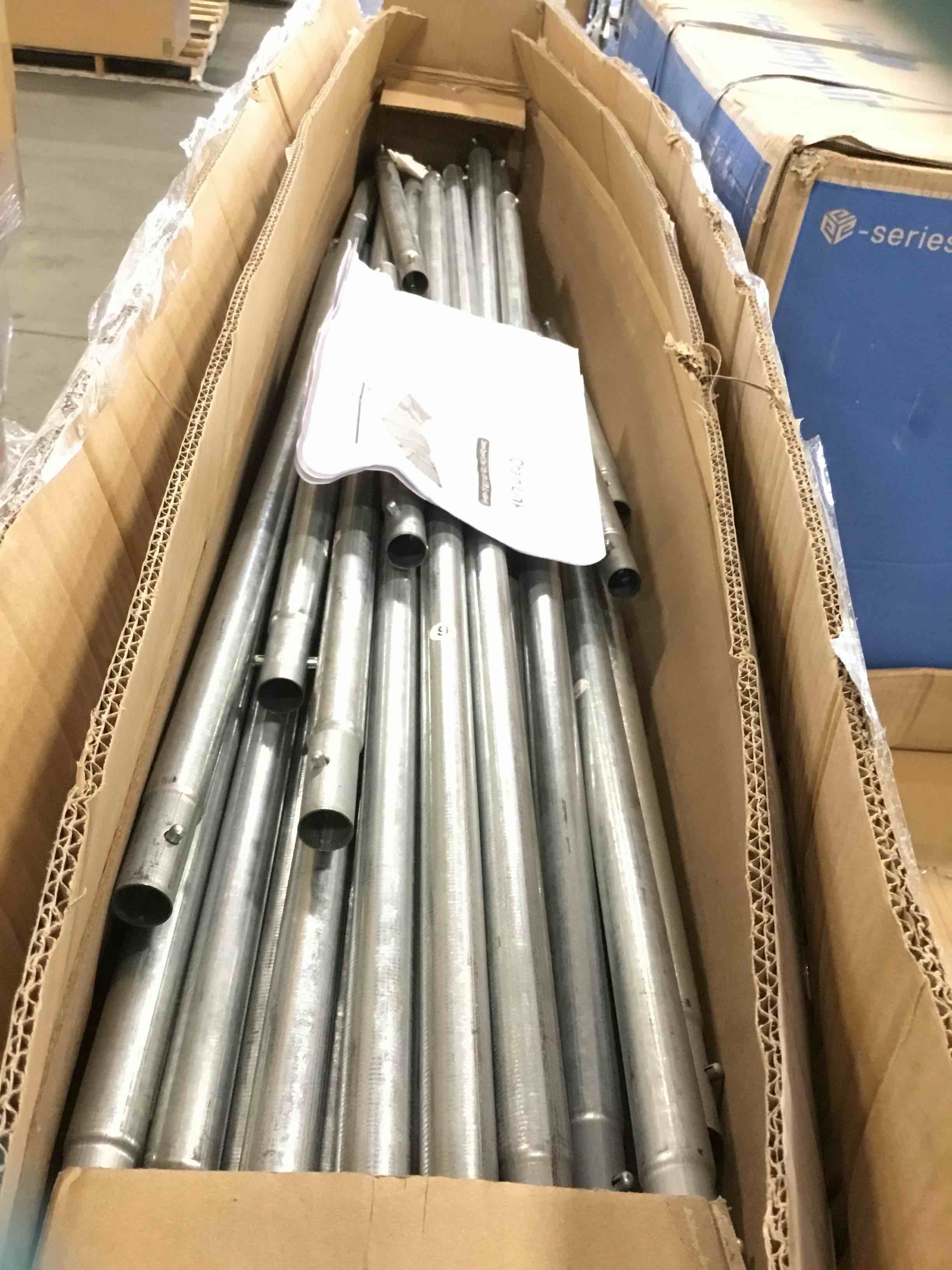 https://s3.amazonaws.com/lotting-images-prod/bidfta/PPE0418551_1729632048110.jpeg